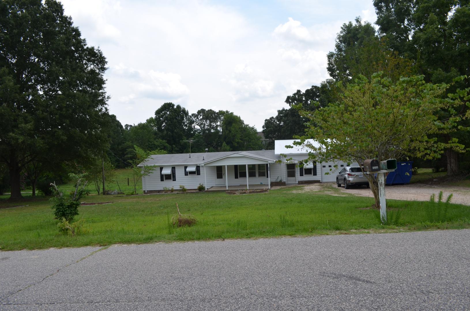 4216 Holden Road Property Photo
