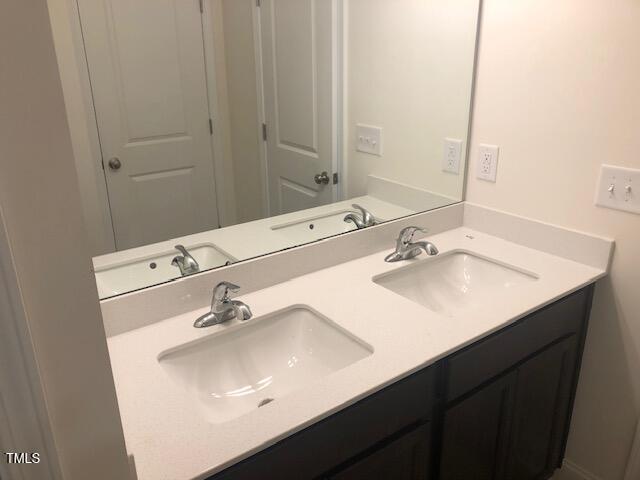 106 Clear Bead Court Property Photo 9