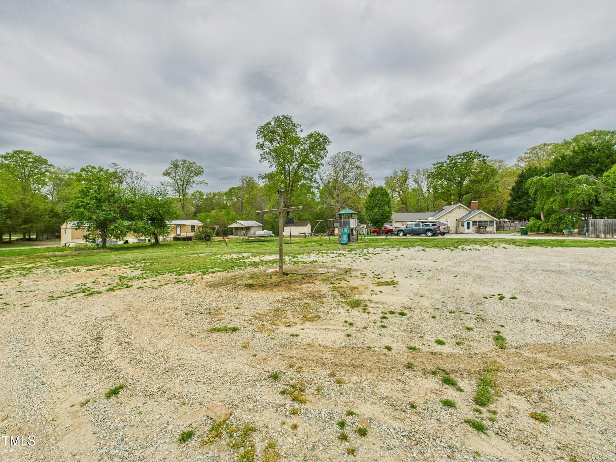 4913 Day Court Property Photo