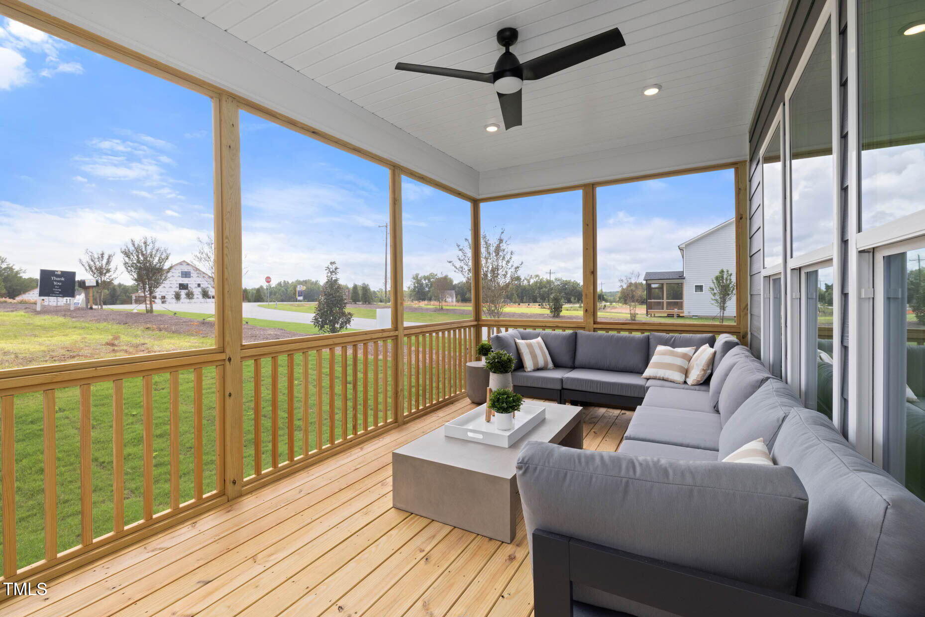 382 Belmont Stakes Lane Property Photo 27