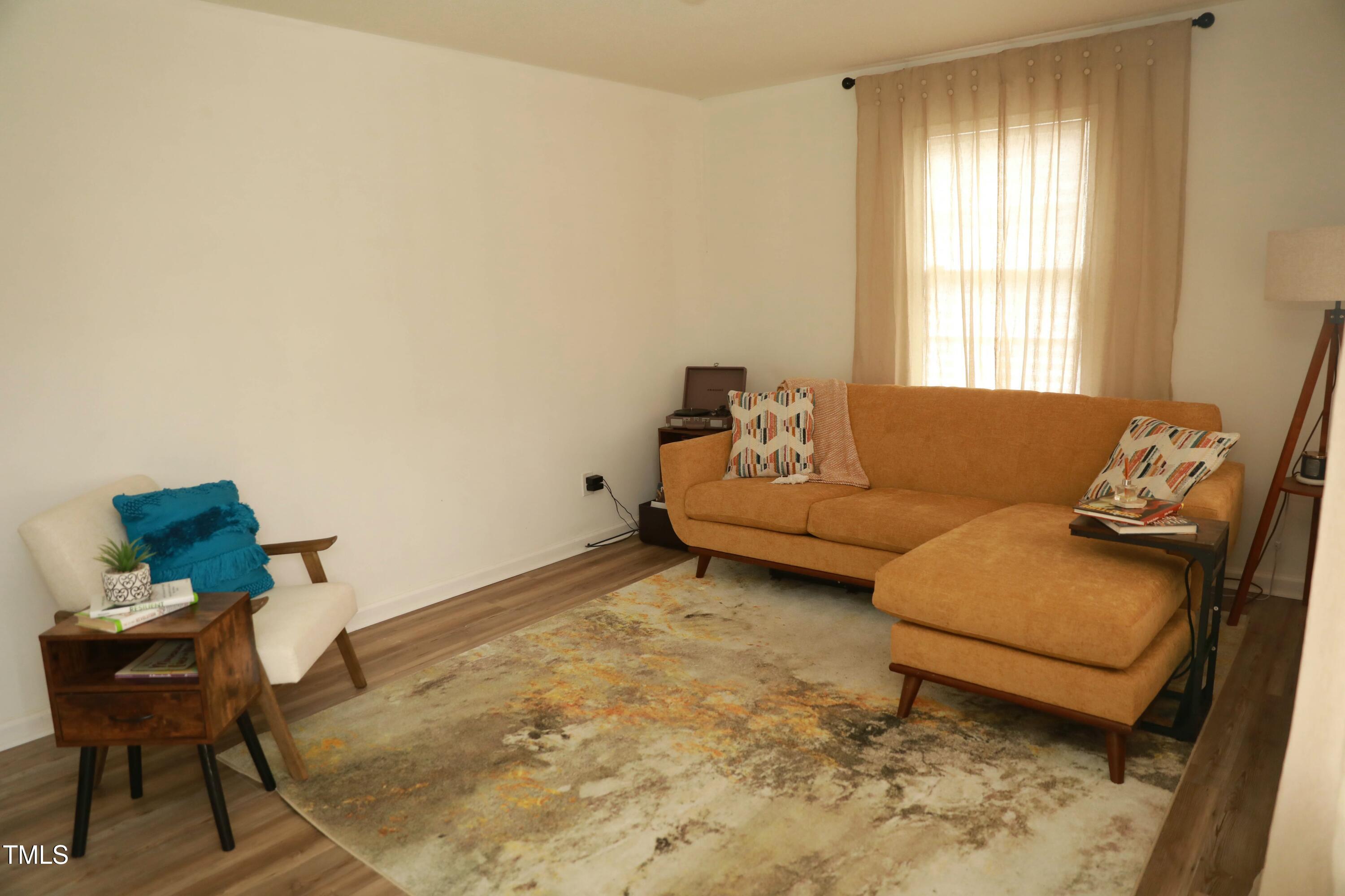 513 Orange Street Property Photo 4