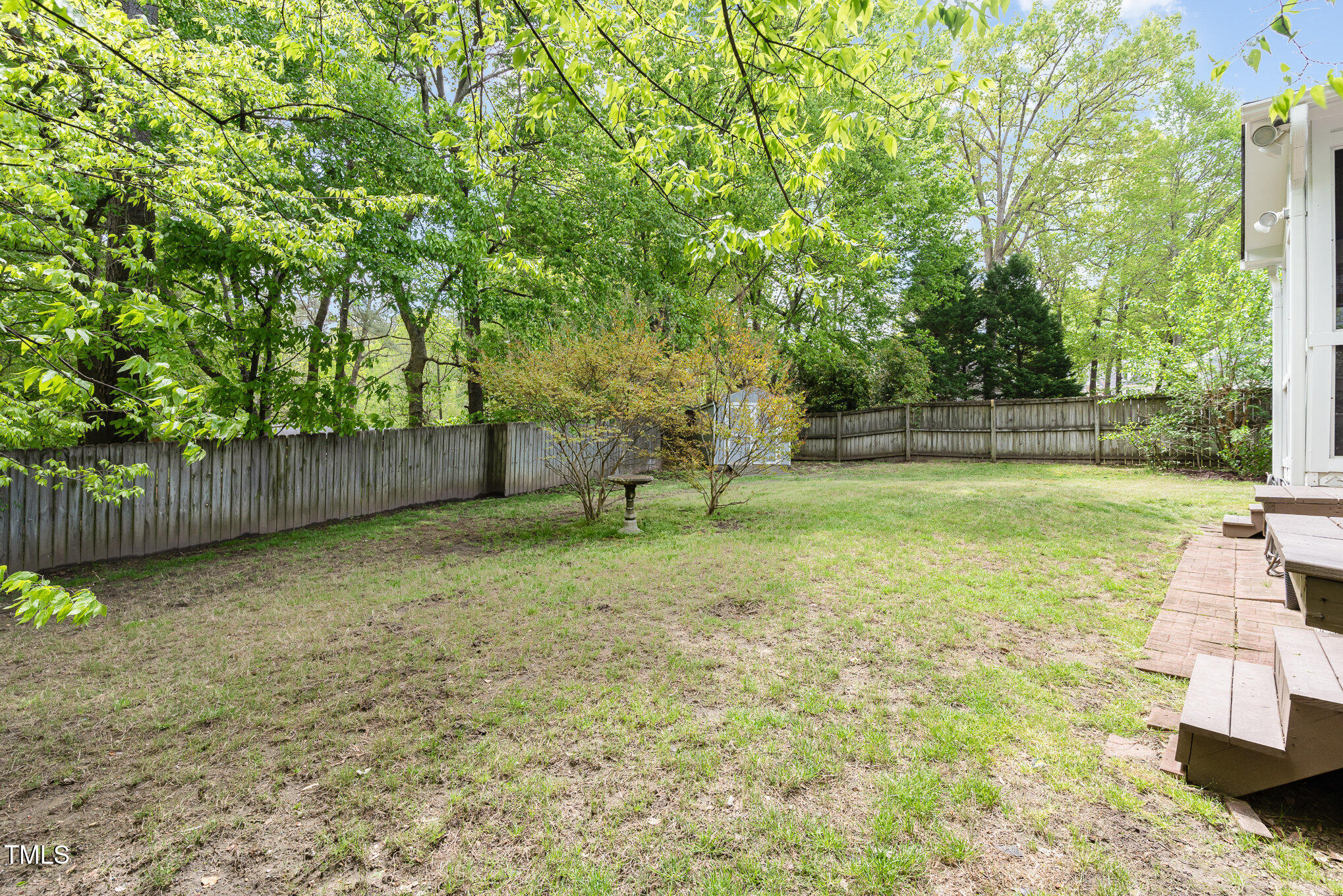 5033 Knightsbridge Way Property Photo 24
