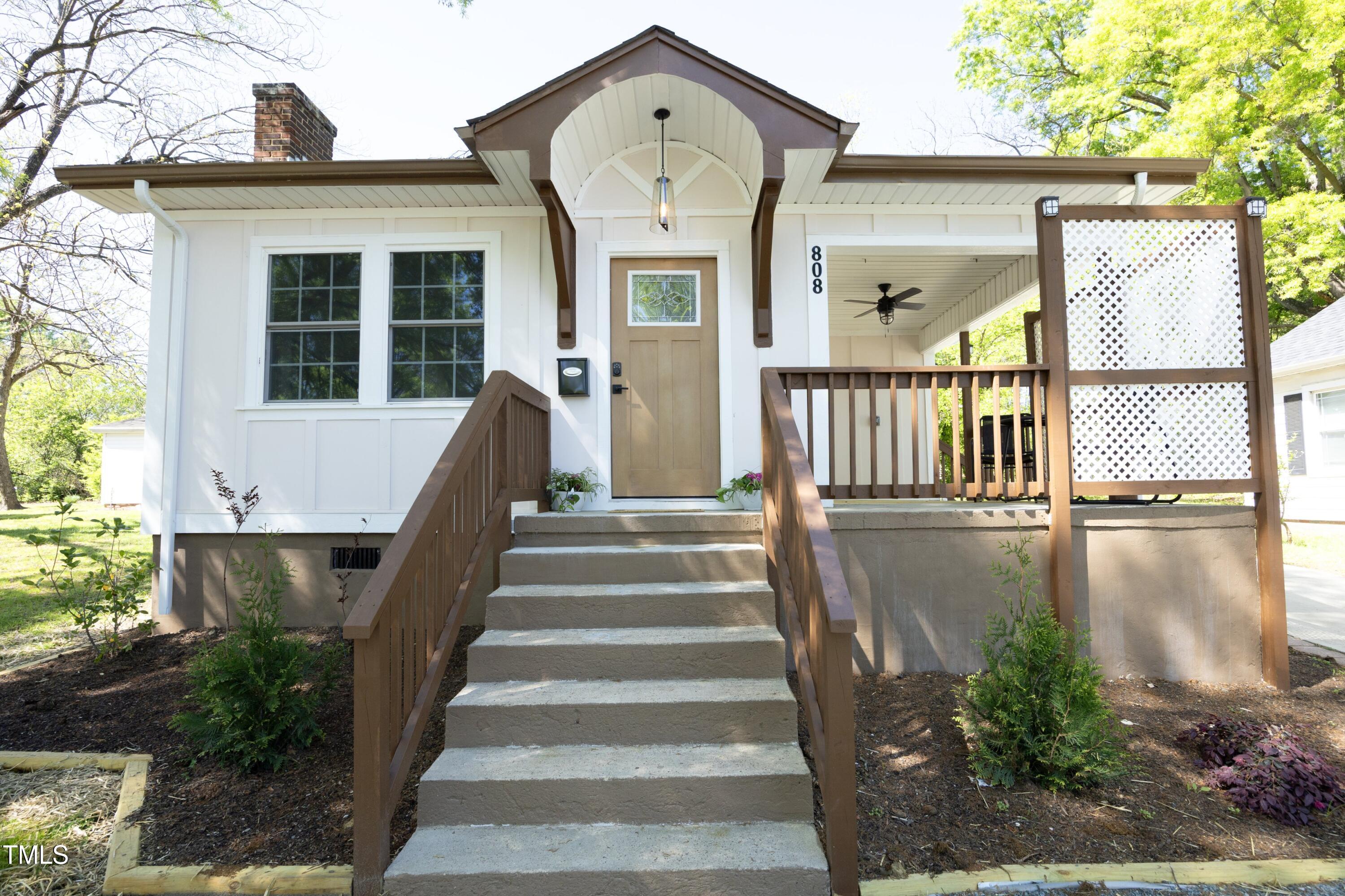 808 Grace Avenue Property Photo