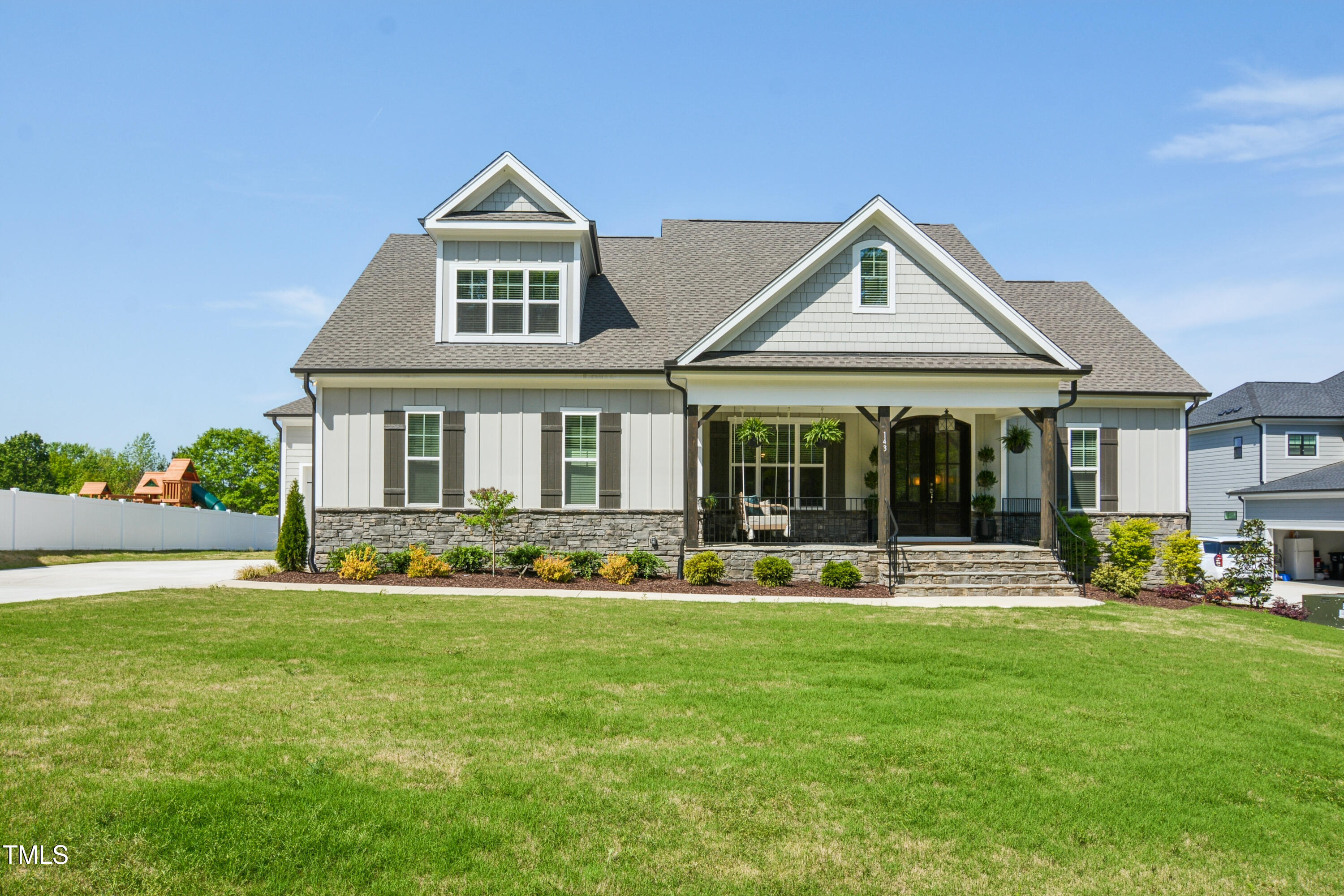 143 Sallyport Court Property Photo