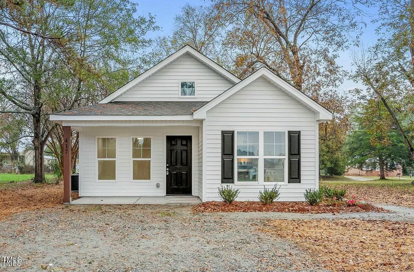 411 Woodrow Street Property Photo