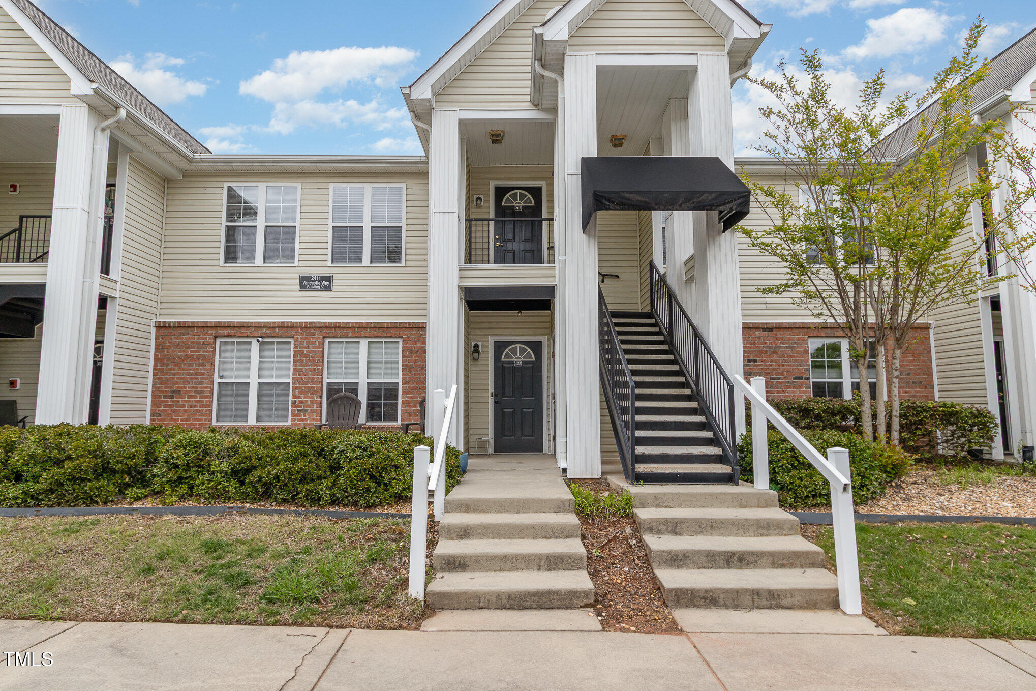 2411 Vancastle Way # 202 Property Photo