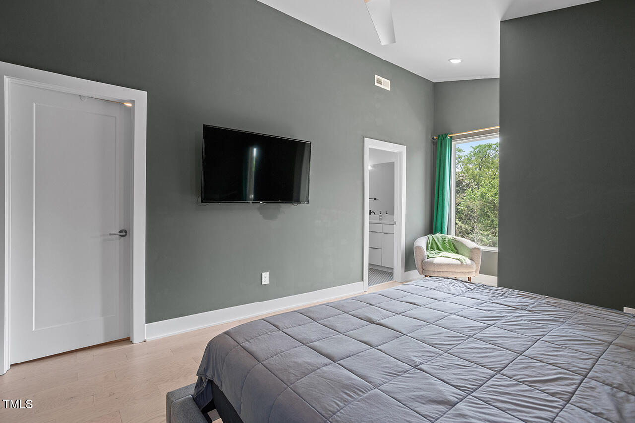 2225 Millbank Village Court # 101 Property Photo 16