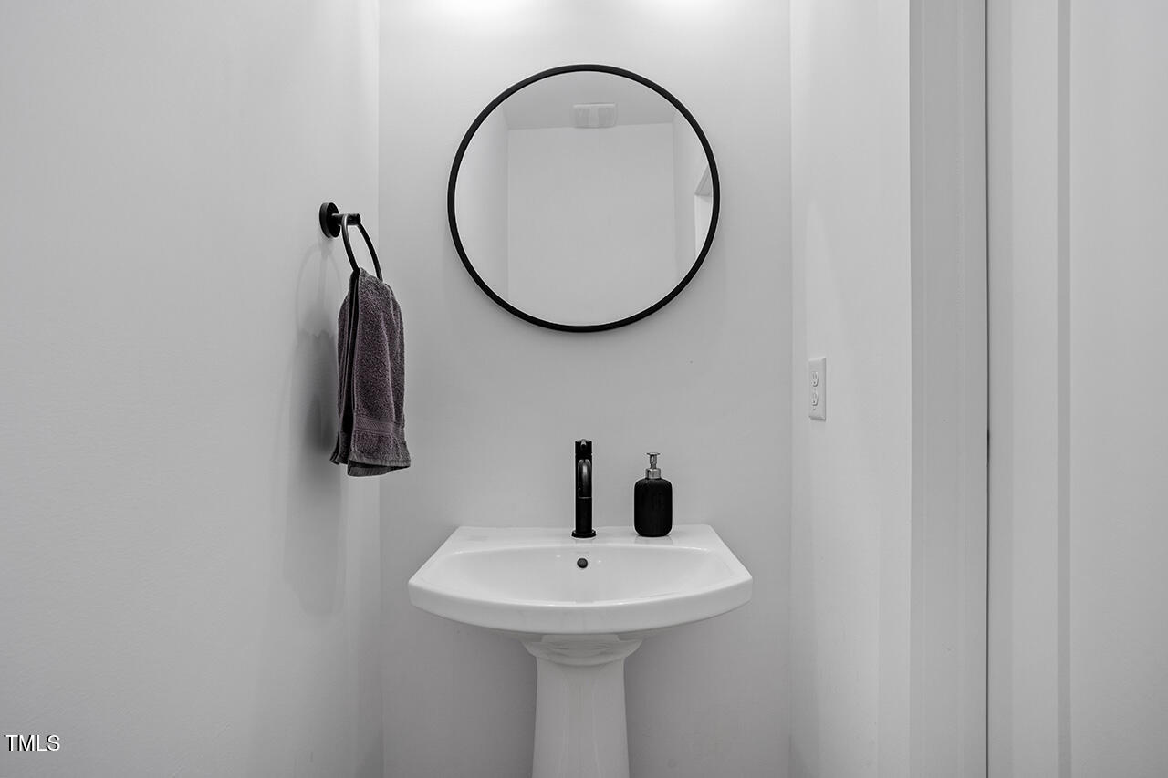 2225 Millbank Village Court # 101 Property Photo 24
