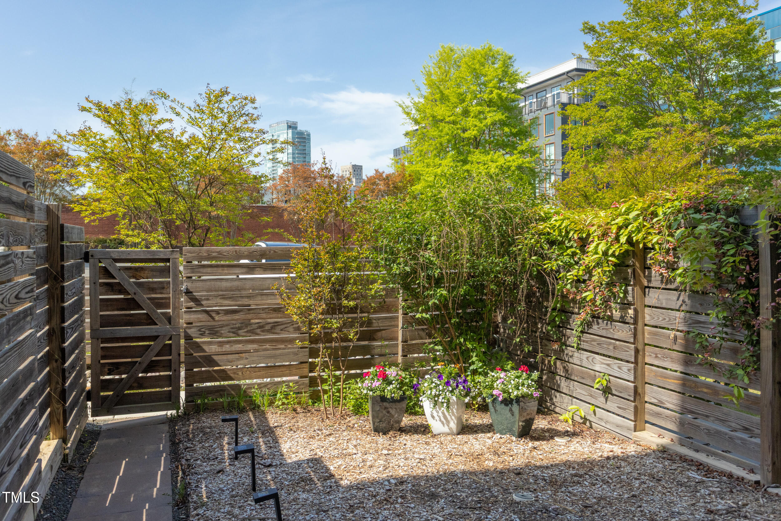 524 N Mangum Street # 5 Property Photo 53