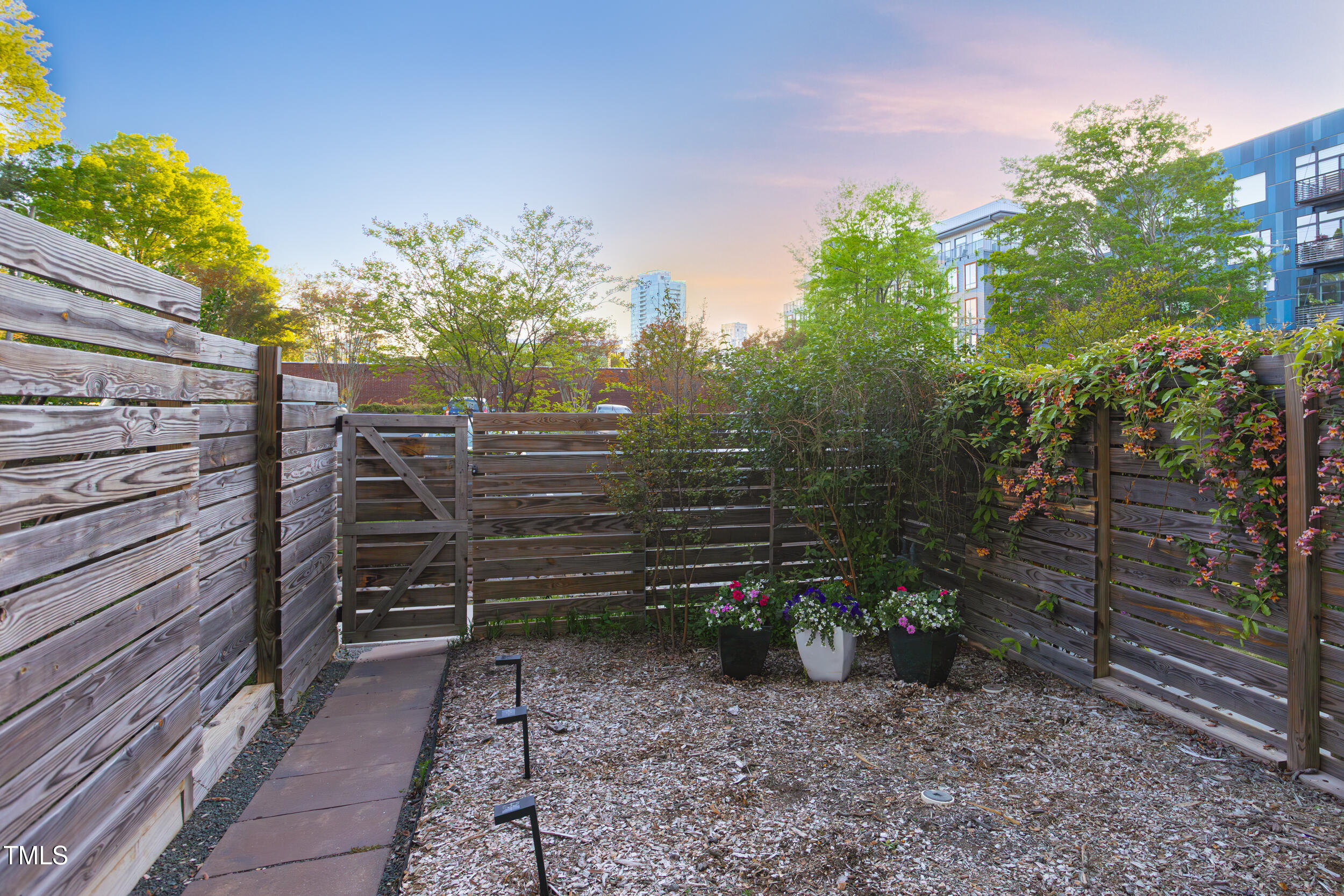 524 N Mangum Street # 5 Property Photo 55