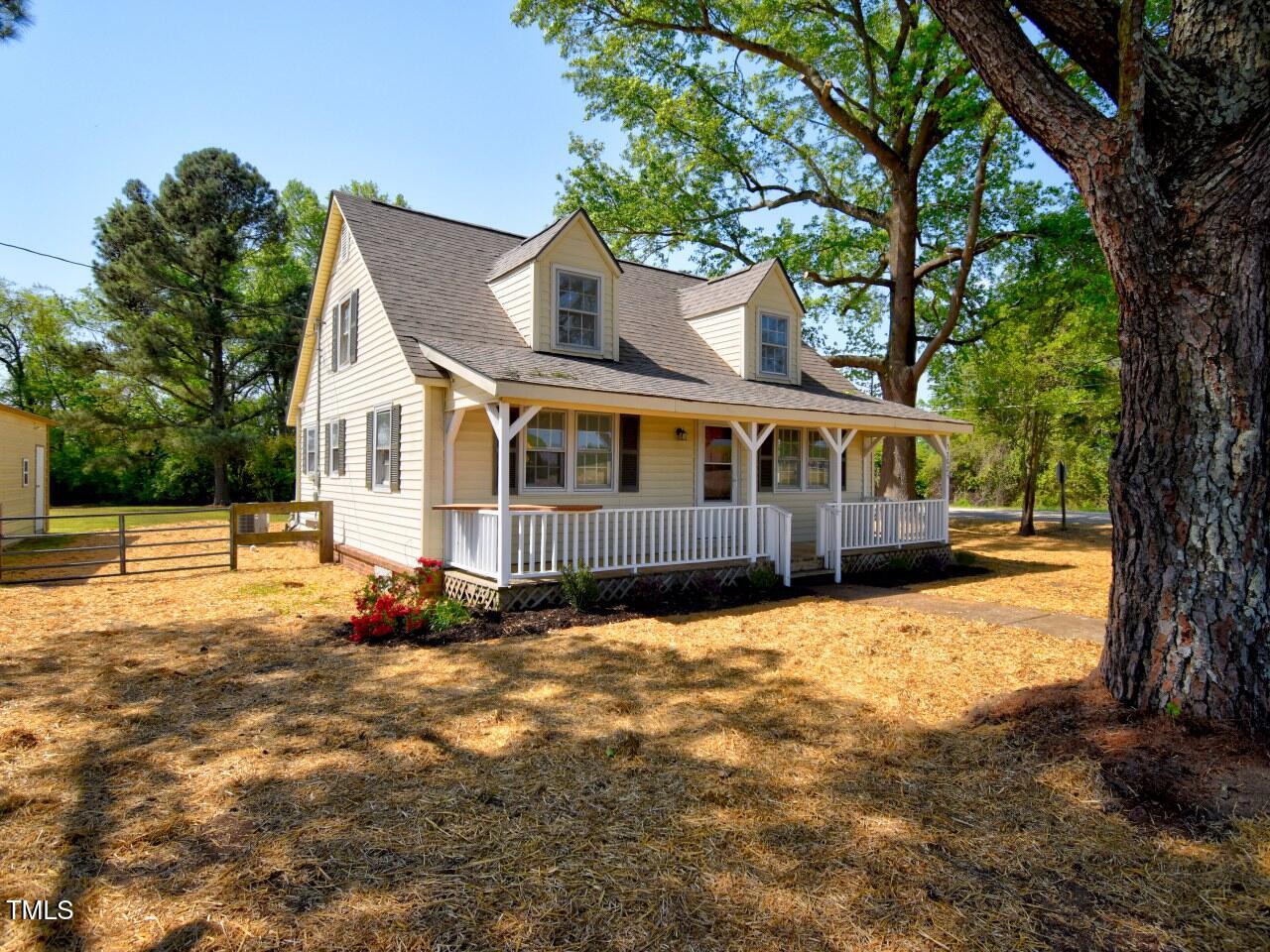 7702 Nc Highway 581 Property Photo