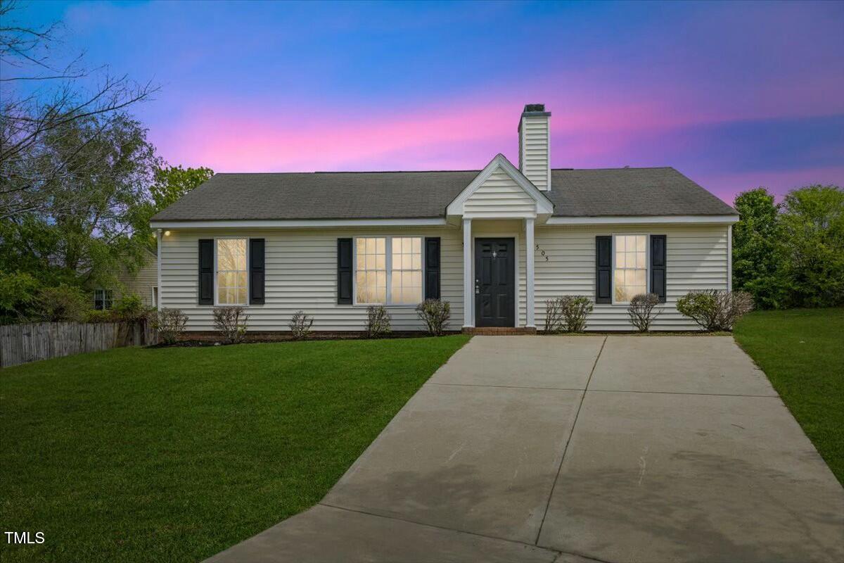 5505 Armada Drive Property Photo 1