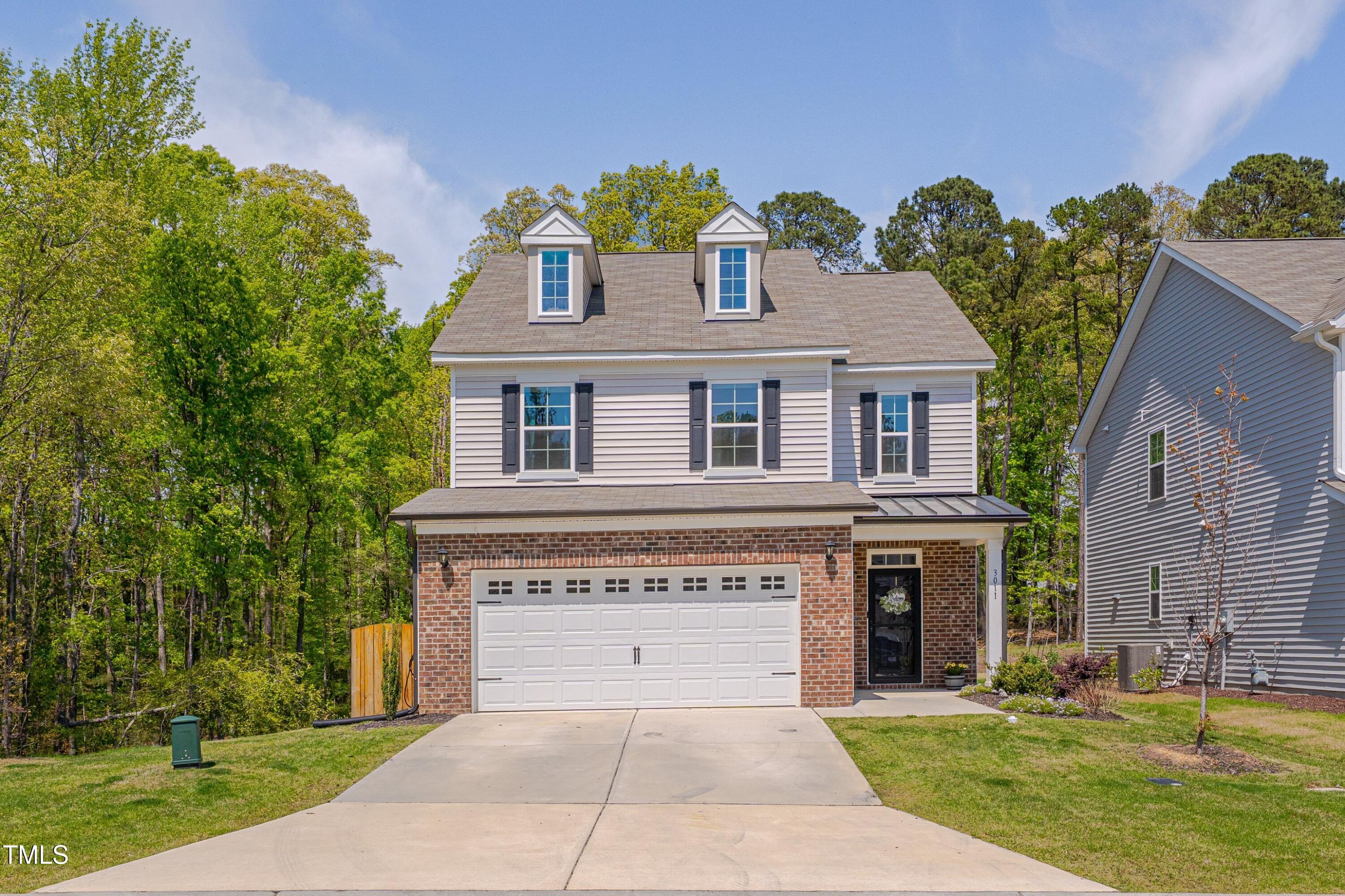 Durham- The School For Creative Real Estate Listings Main Image