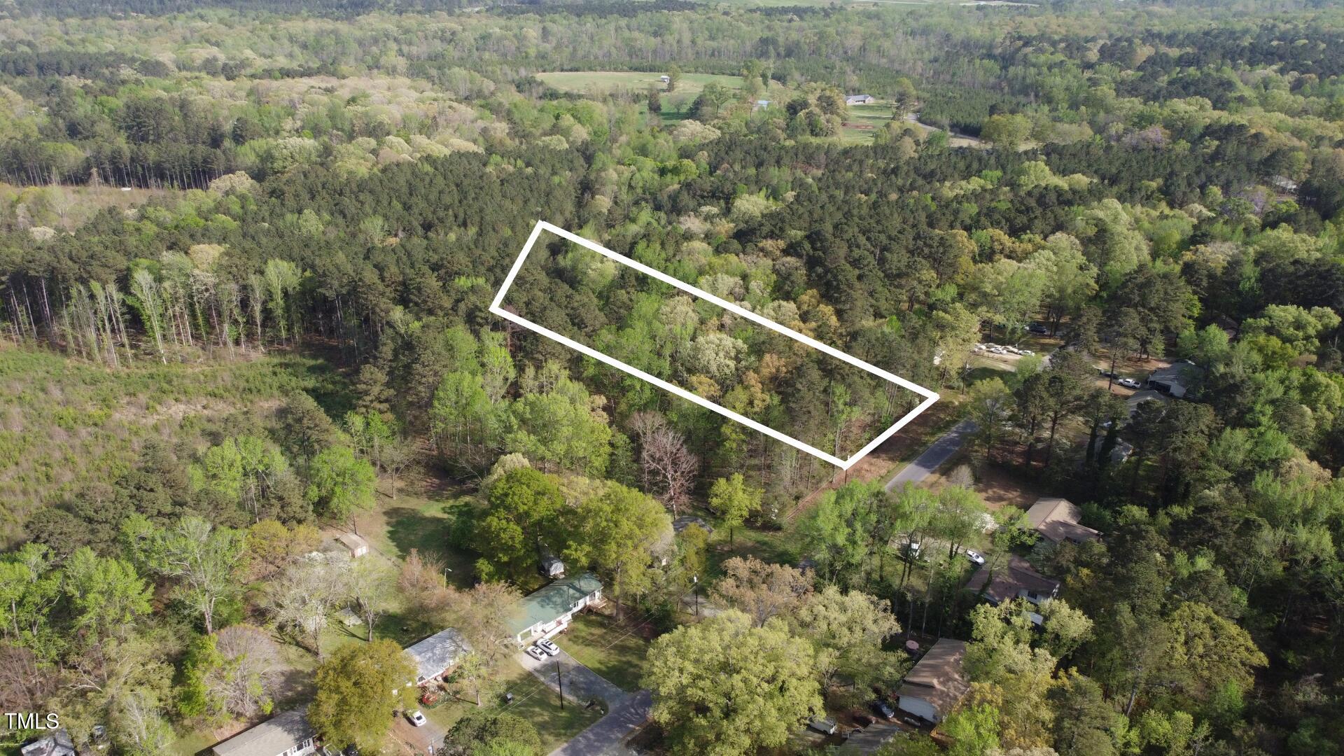 27 Fellowship Drive Property Photo