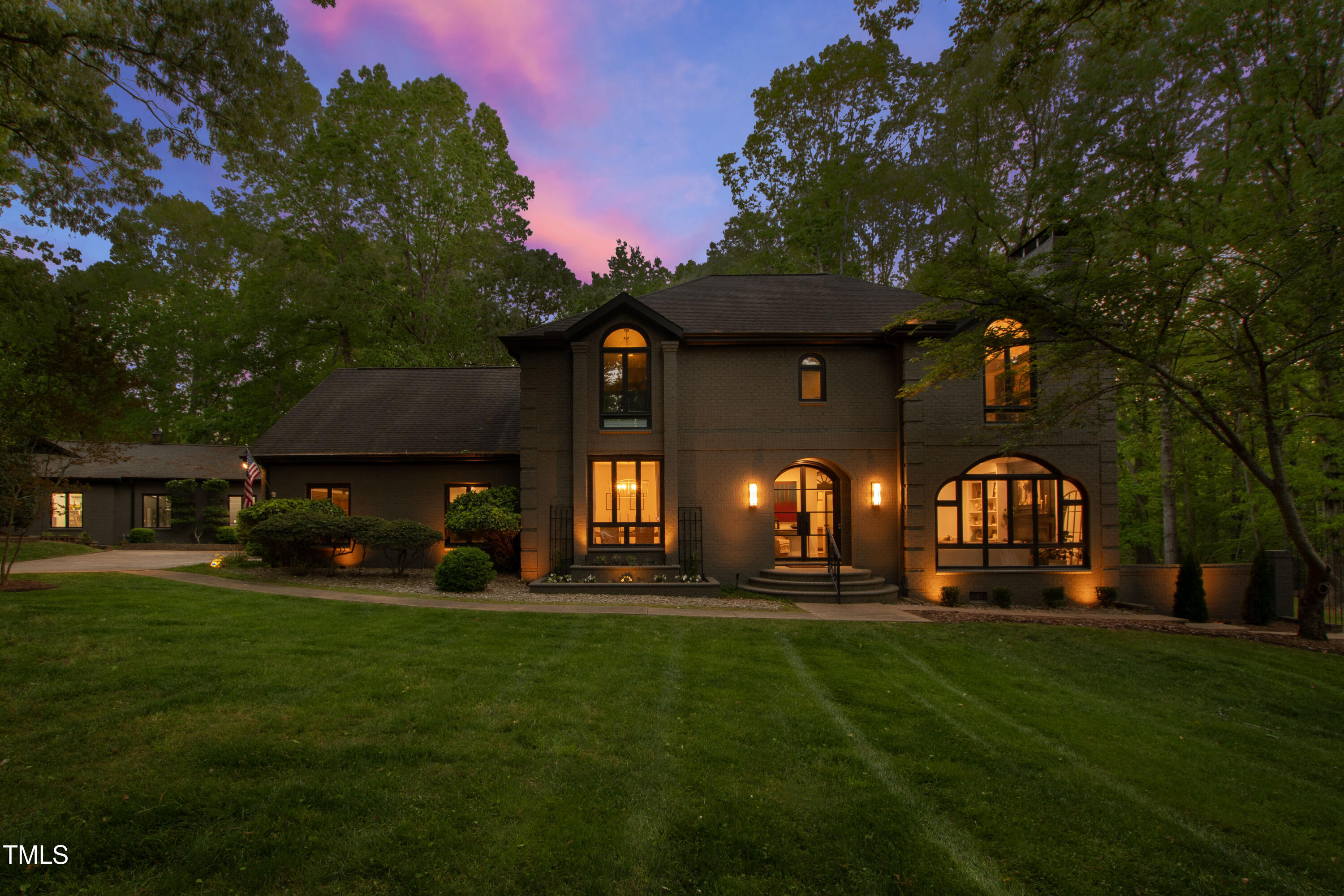 10805 The Olde Place Property Photo 1