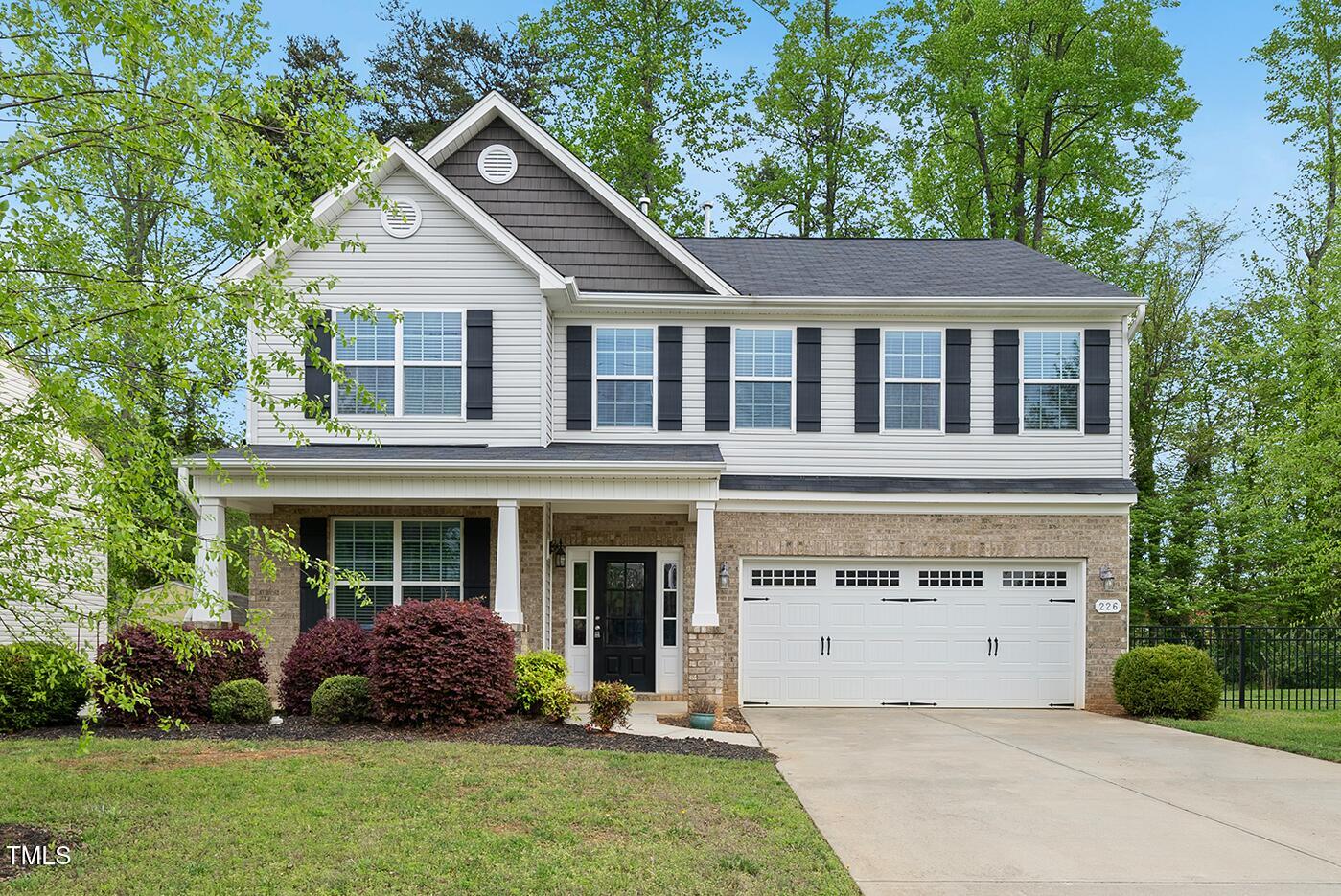 226 Fair Oaks Court Property Photo