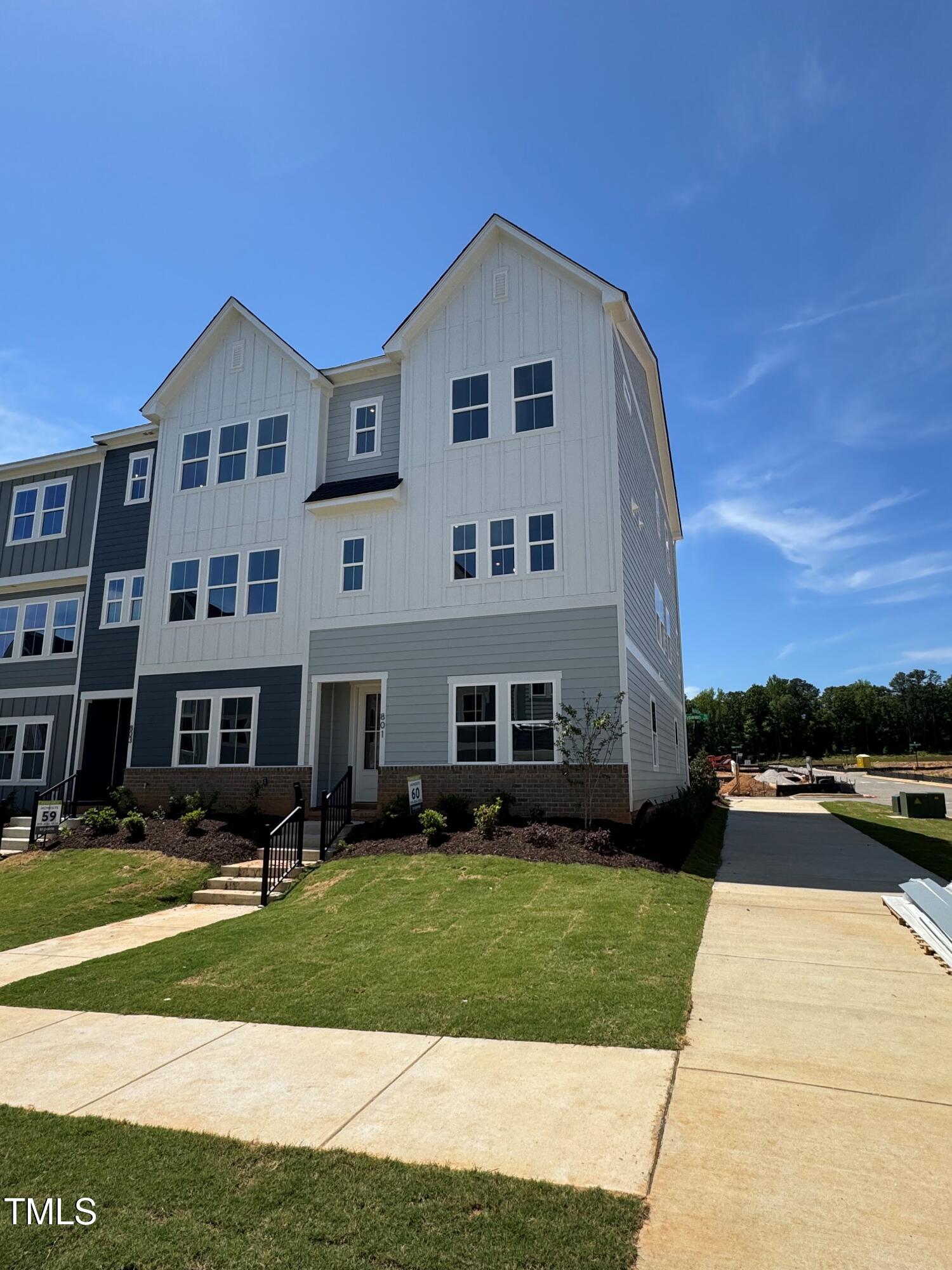 801 Hyperion Alley Property Photo