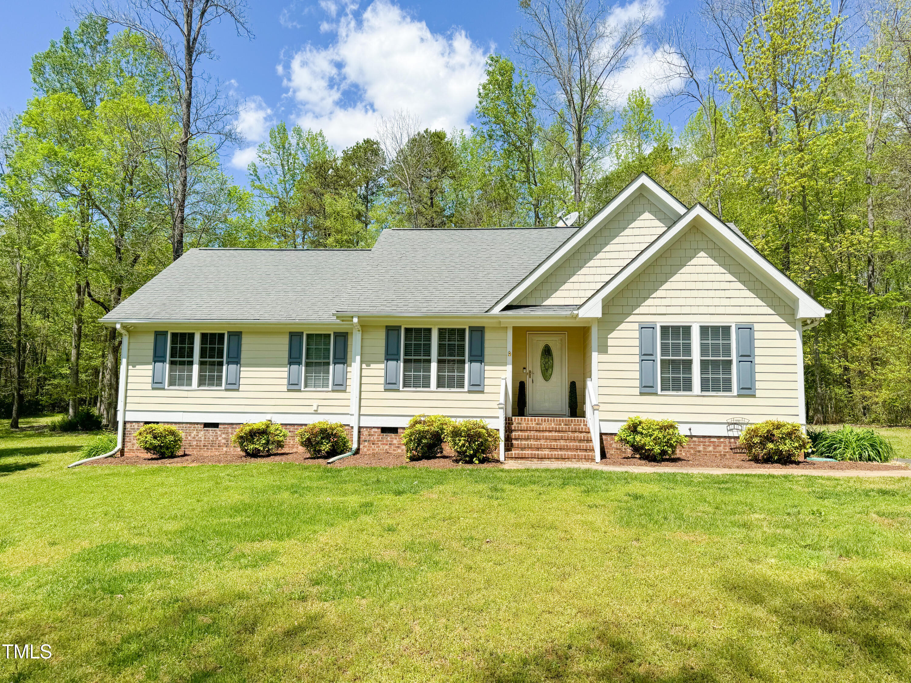 122 American Road Property Photo