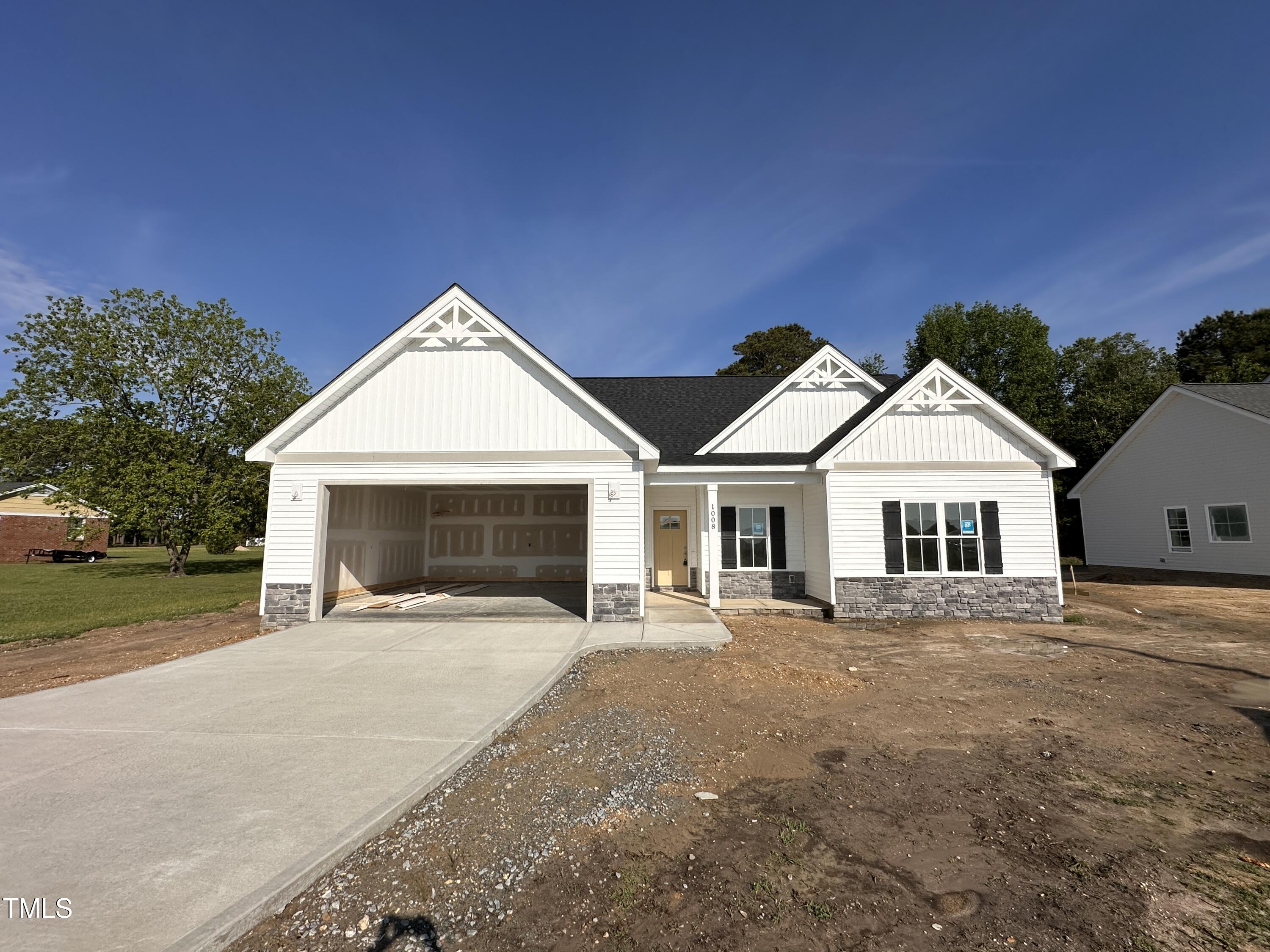 1008 Peedin Road Property Photo