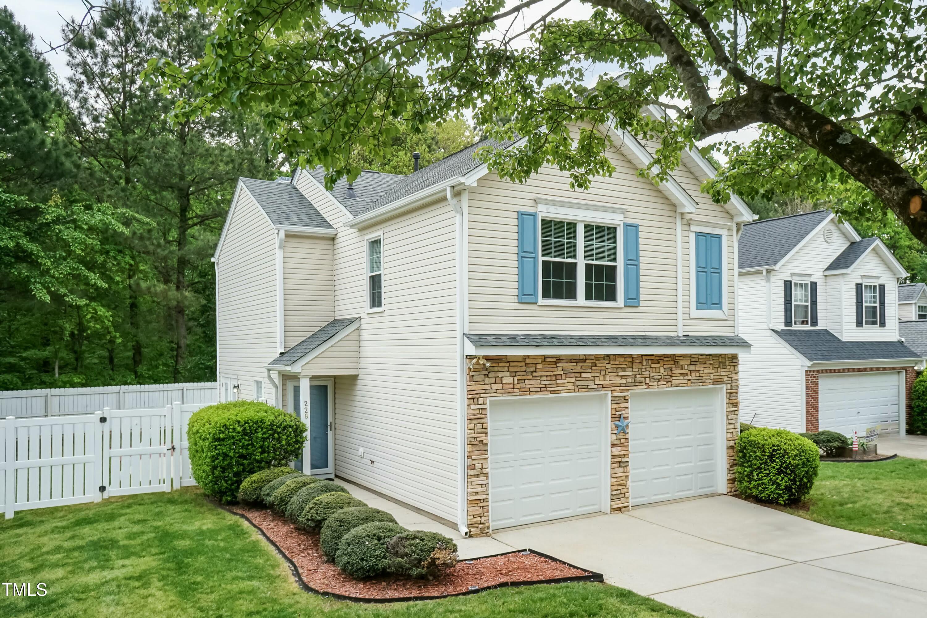 228 Adefield Lane Property Photo