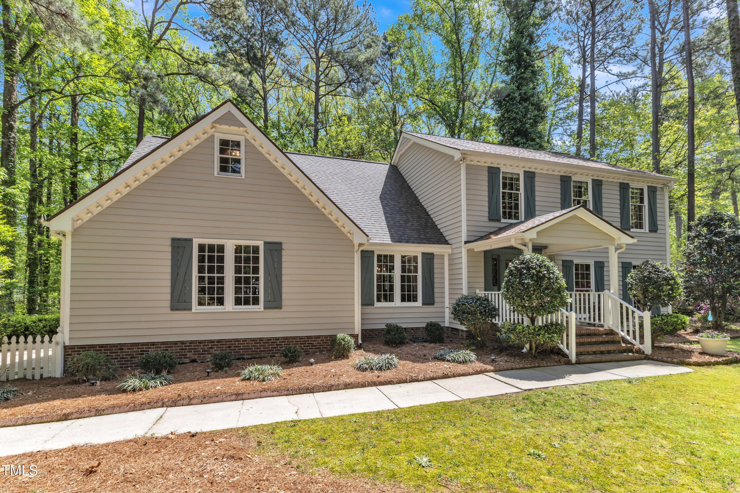 108 Maplewood Drive Property Photo 1