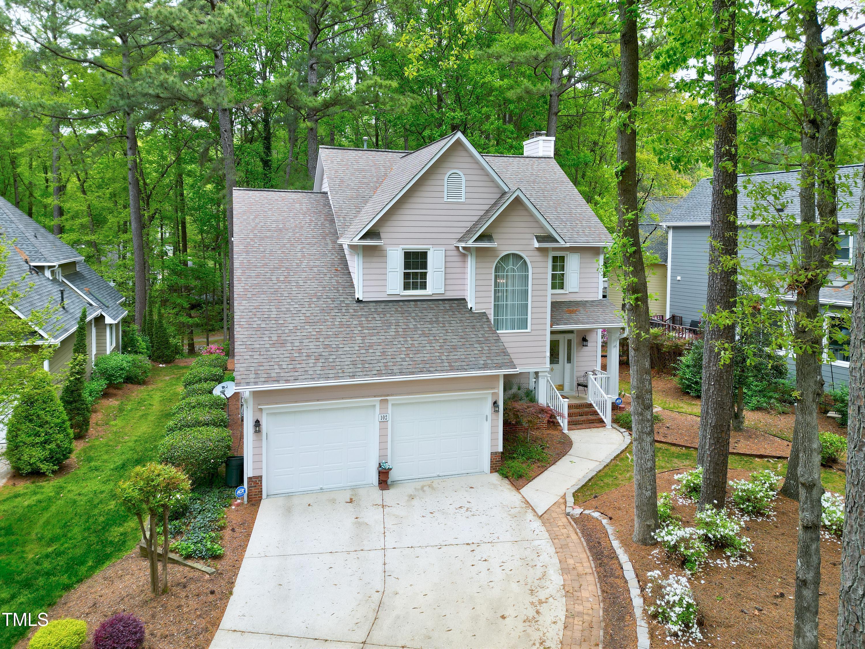 102 Windrock Lane Property Photo