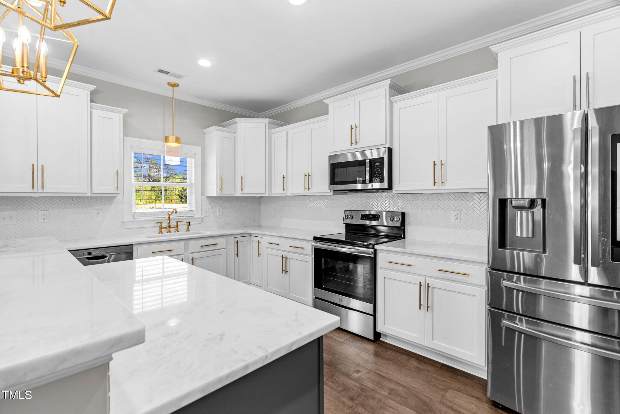 105 Blooms Way Property Photo