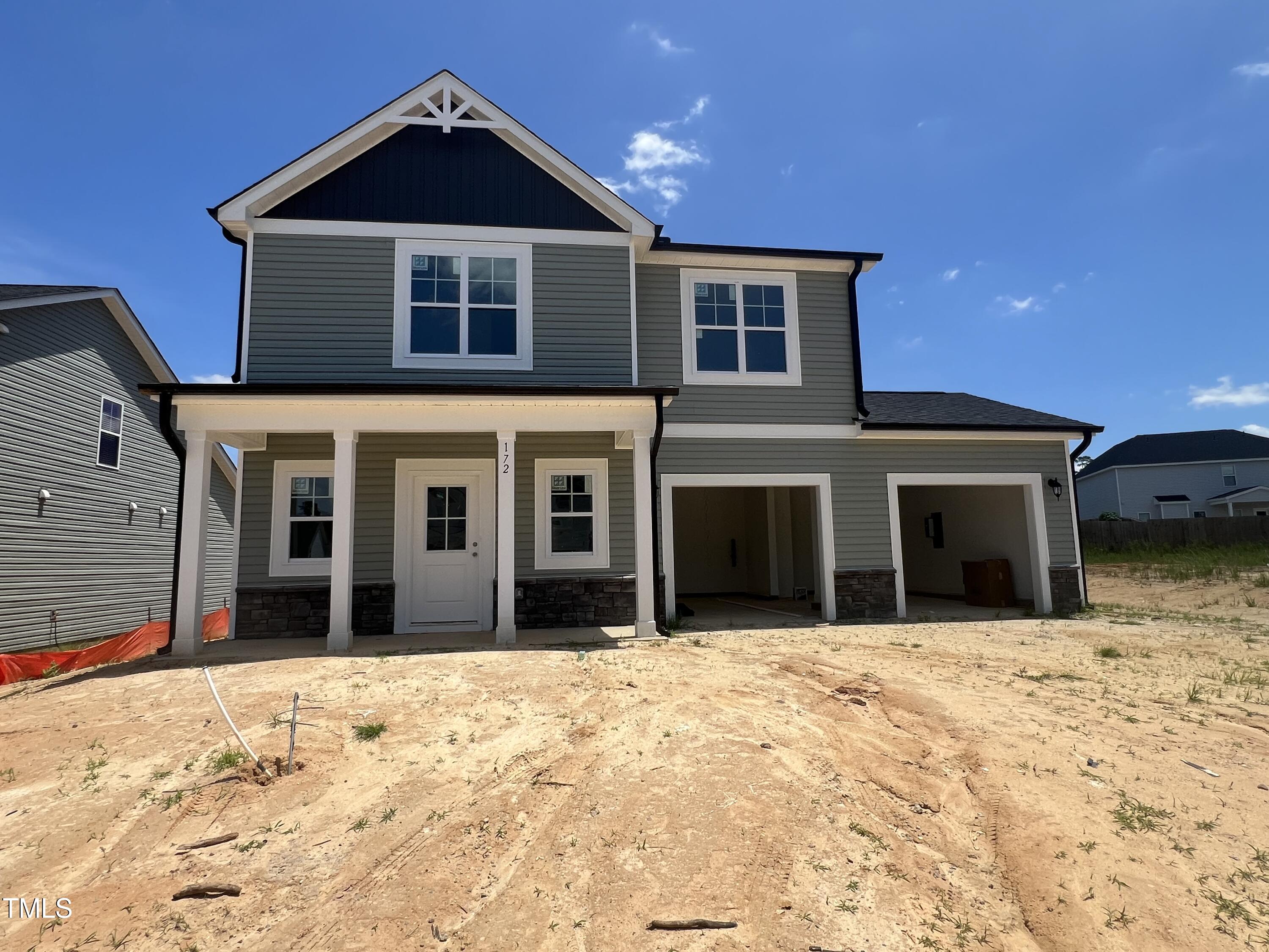 172 London Drive Property Photo 1
