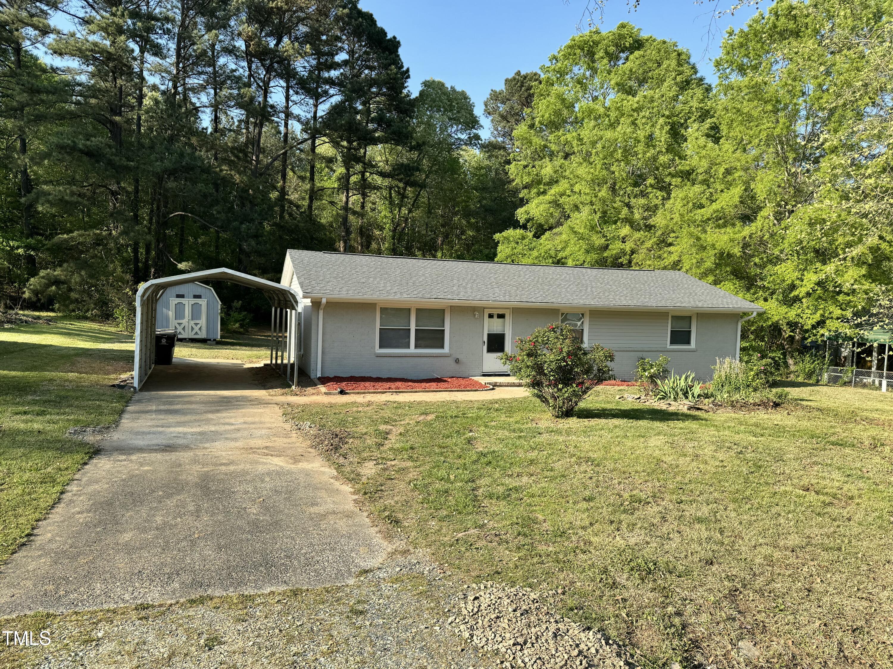 3815 Weyburn Road Property Photo 1