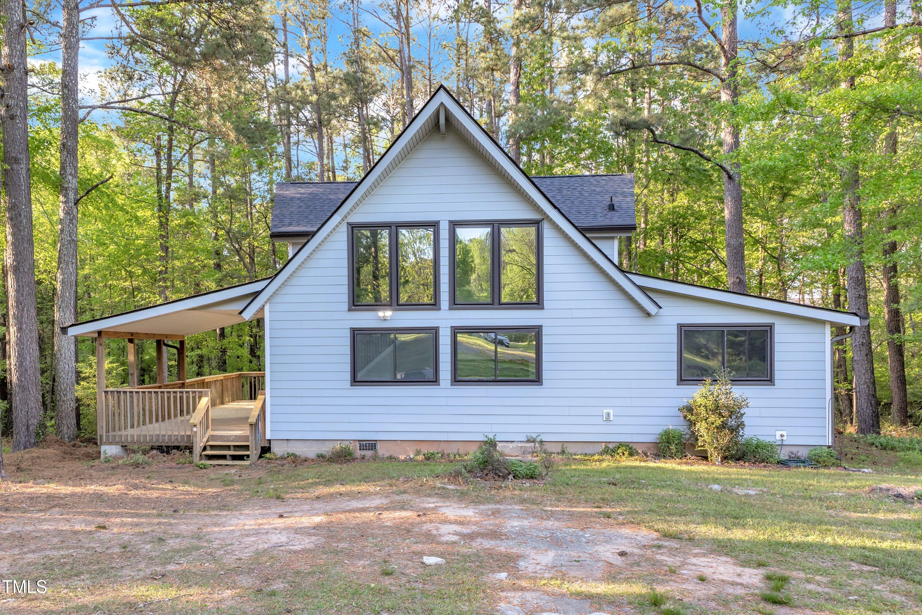 924 Lynn Road Property Photo