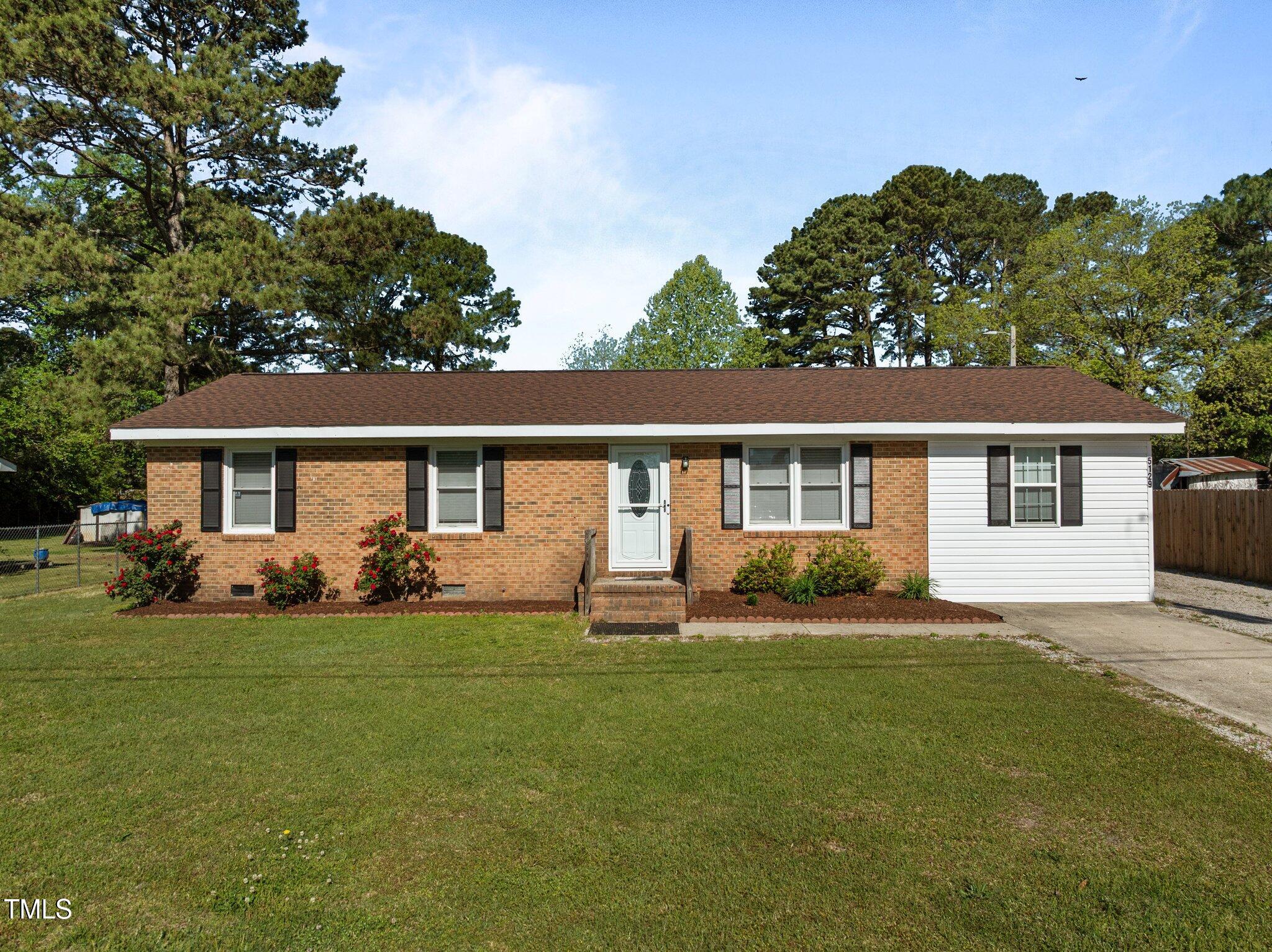 5129 Anthony Road Property Photo