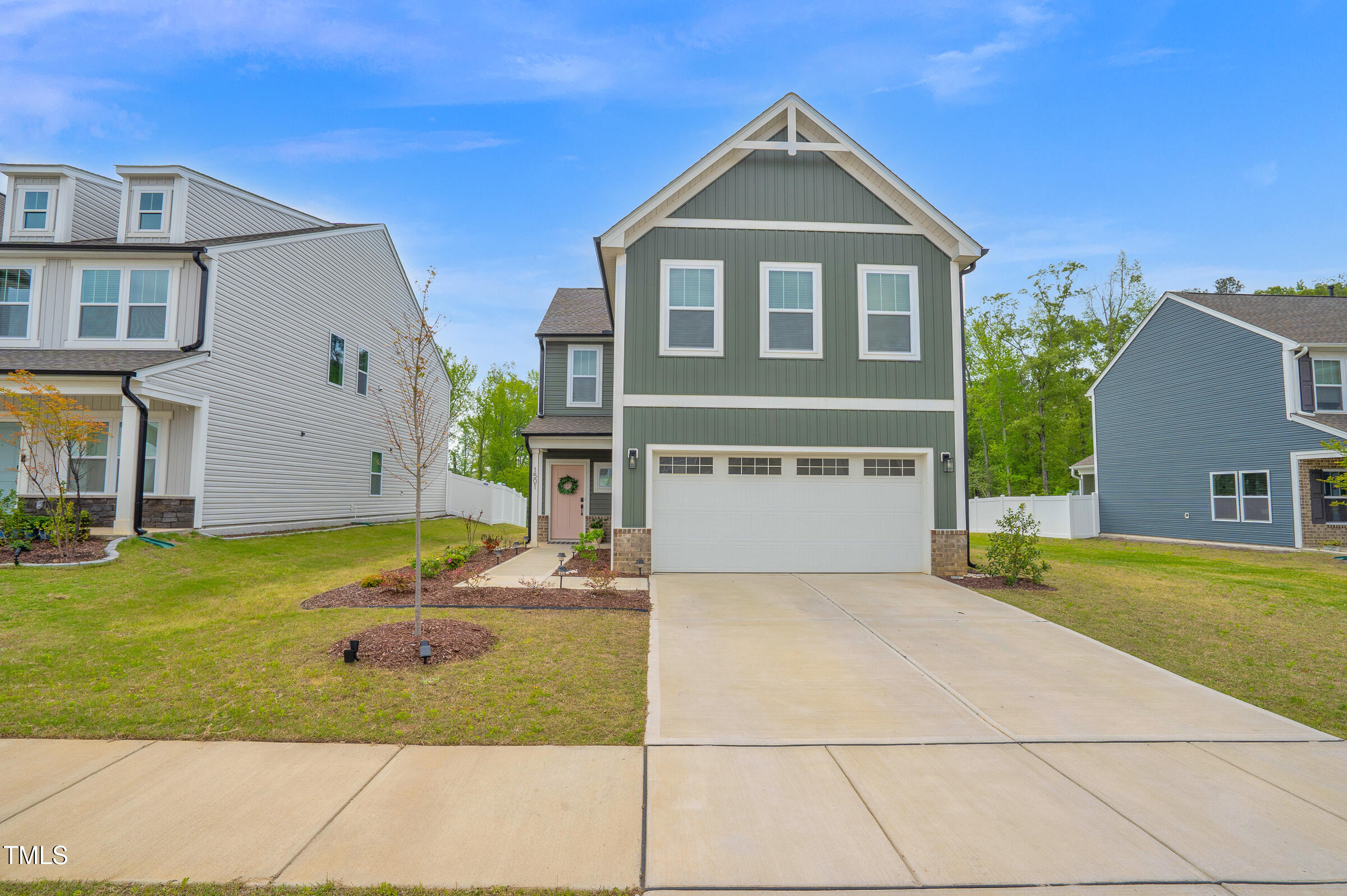 1501 Addison Lake Street Property Photo 1