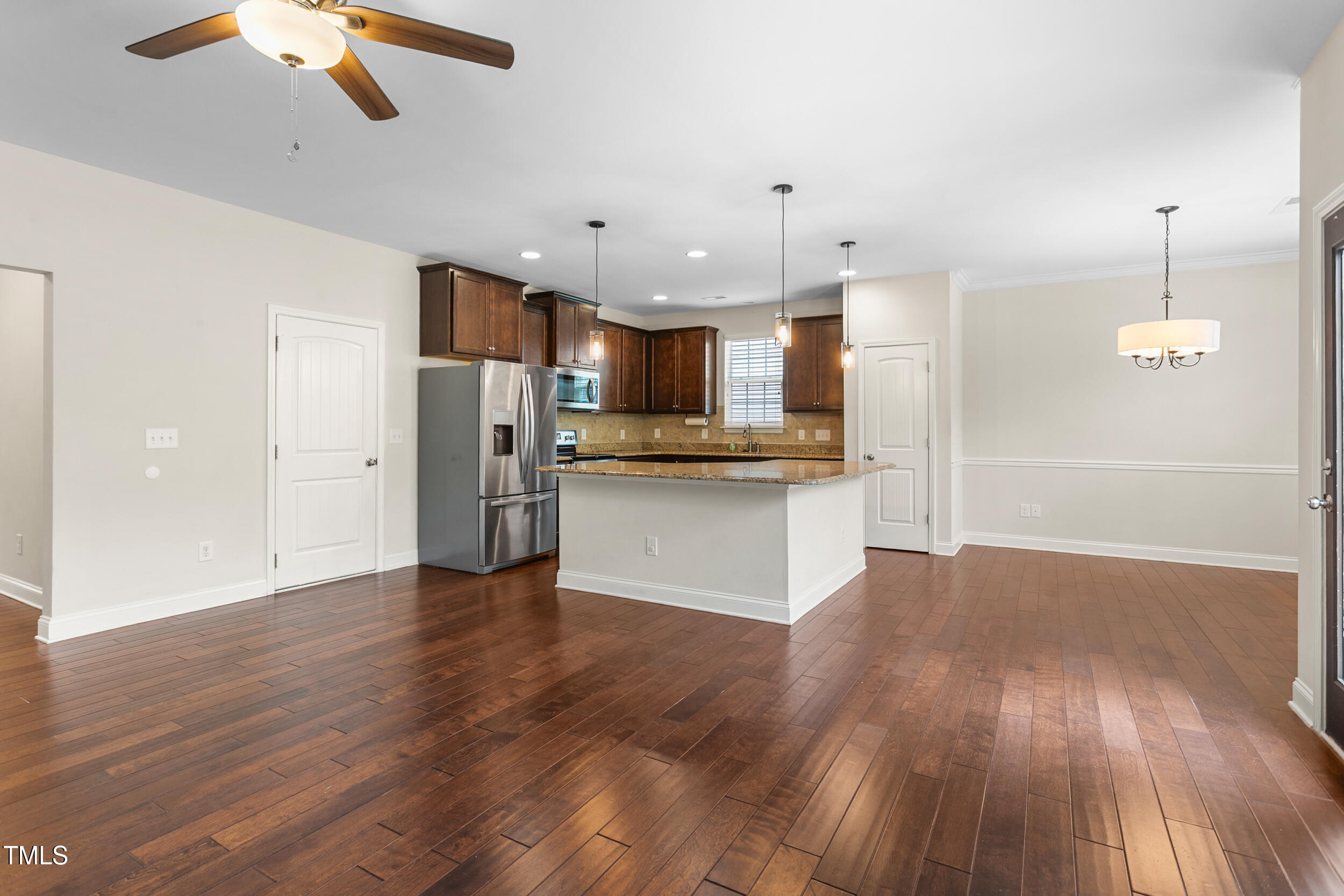 2103 Glenkirk Drive Property Photo 14