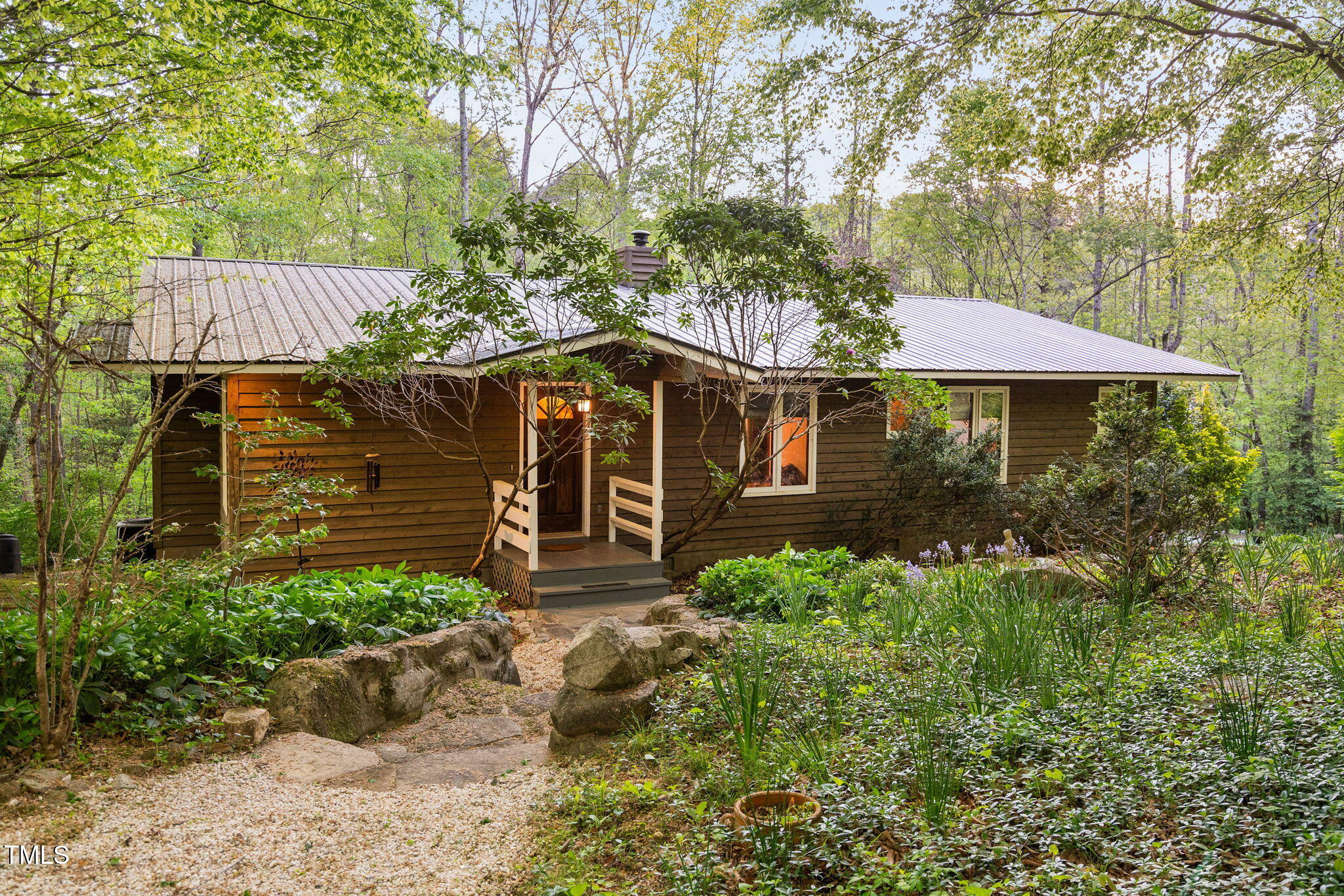 195 Nicks Bend W Property Photo