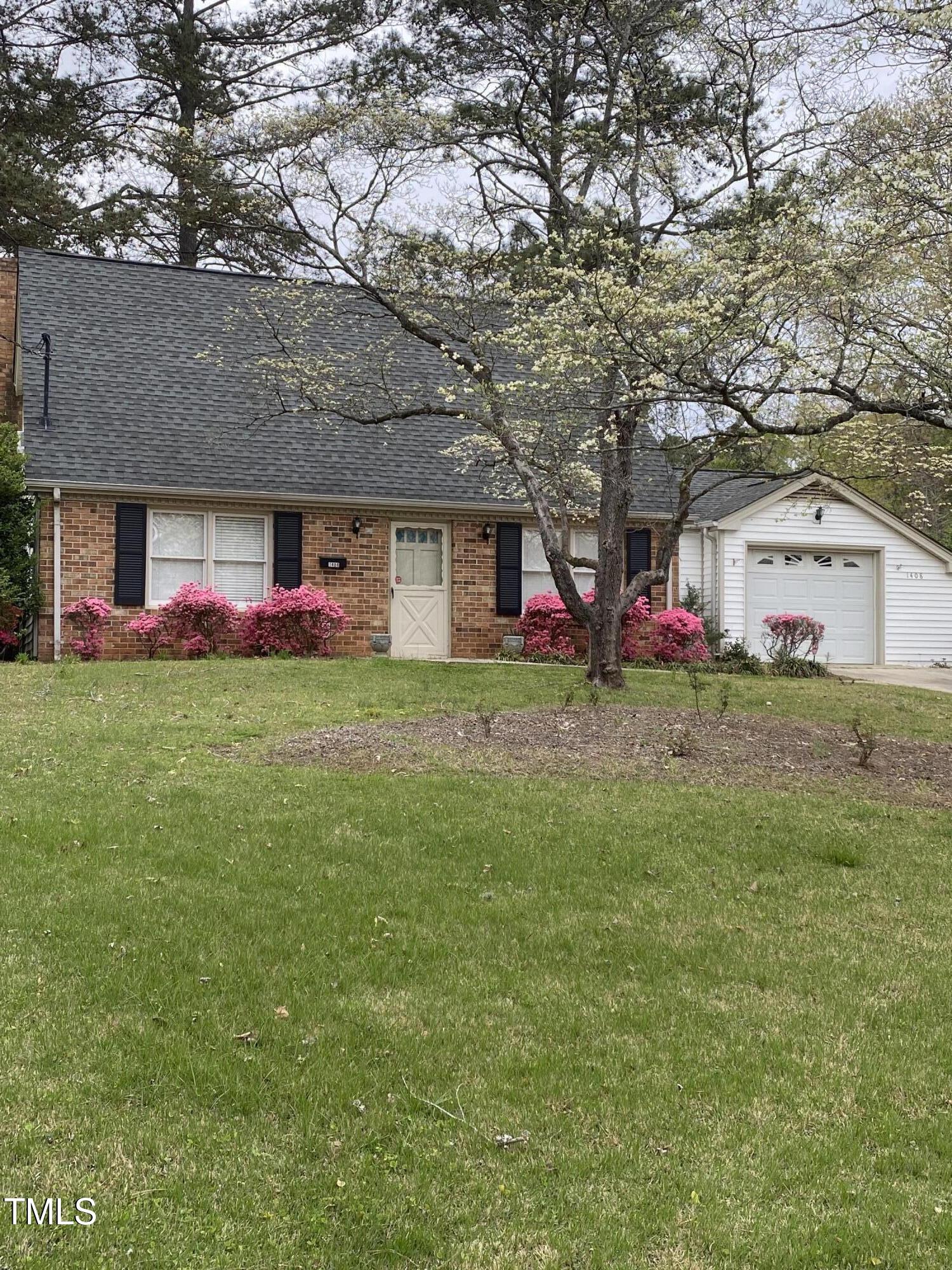 1408 Edgebrook Drive Property Photo 1