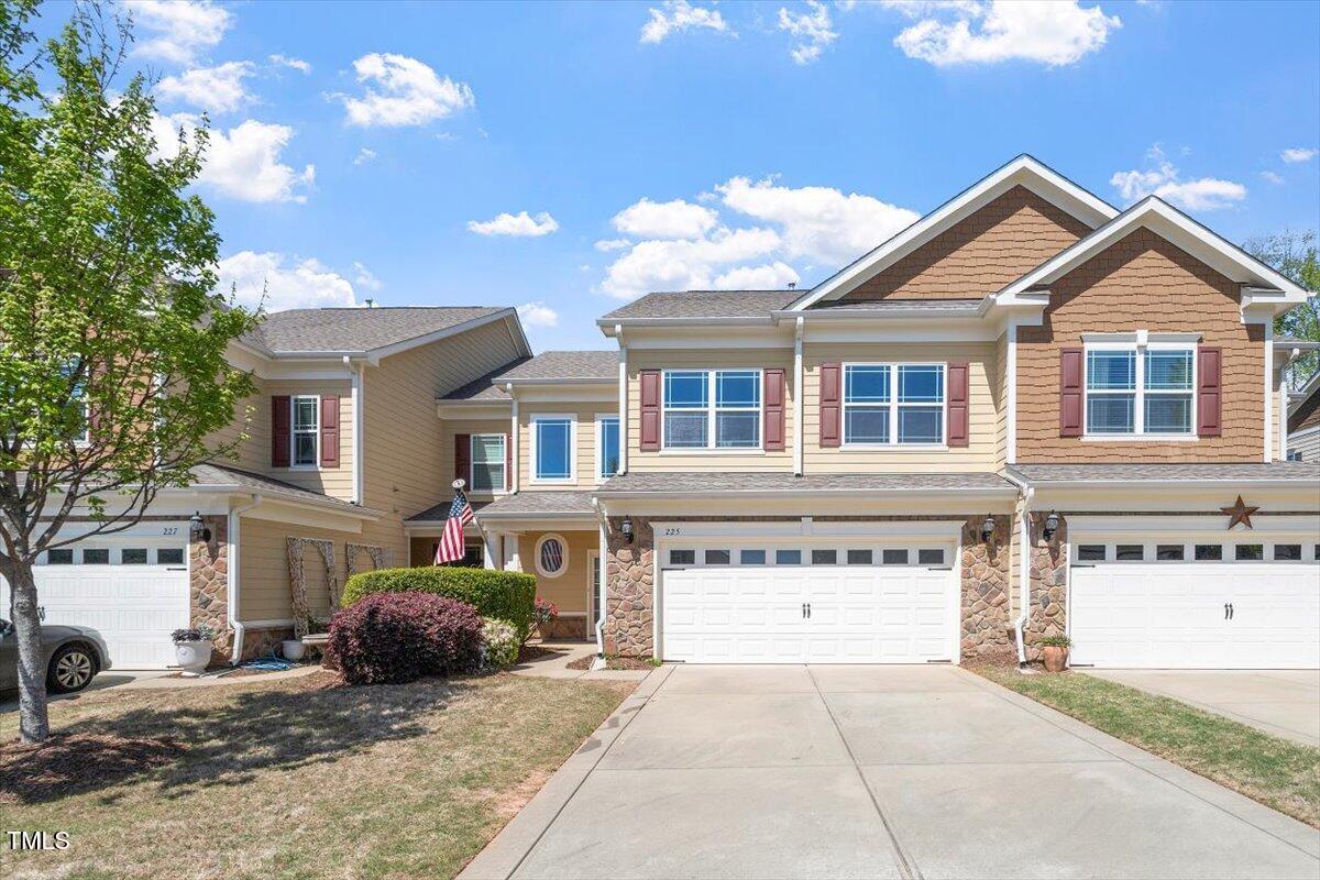 225 Mayfield Drive Property Photo