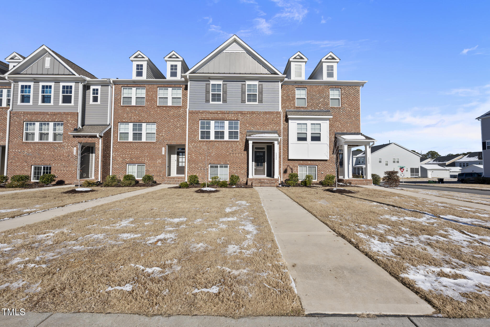 Wake- Lufkin Road Real Estate Listings Main Image