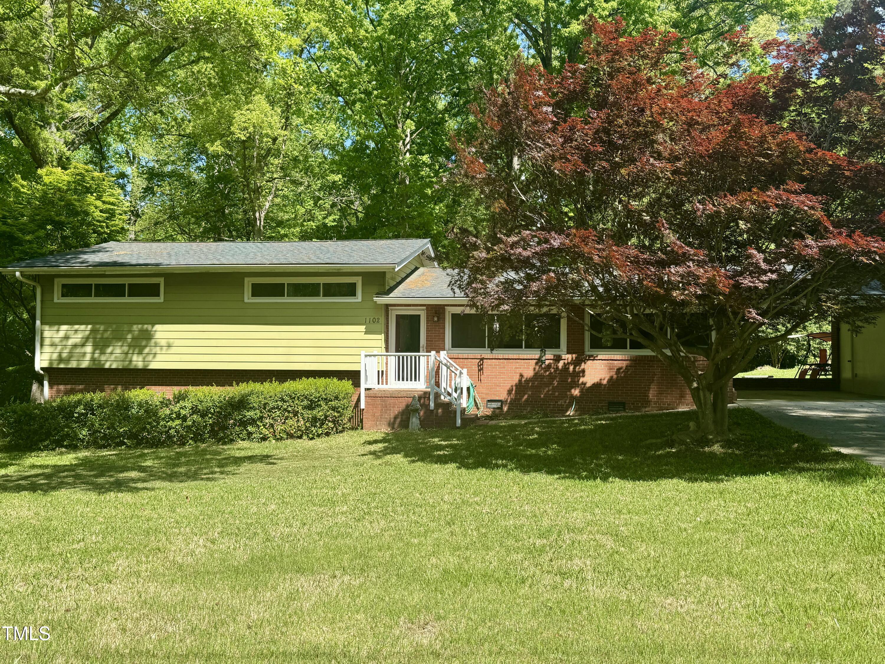 1102 Poplar Avenue Property Photo