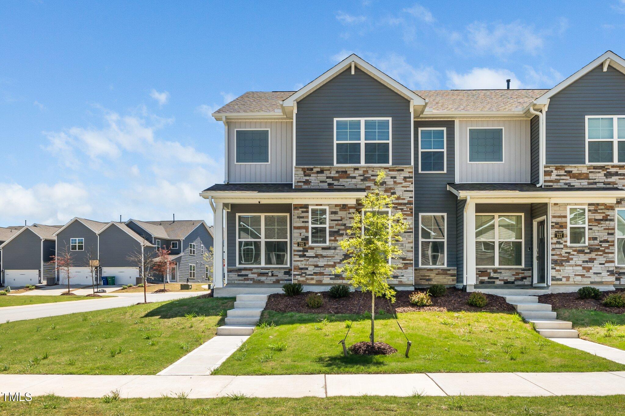 725 Andrade Drive Property Photo