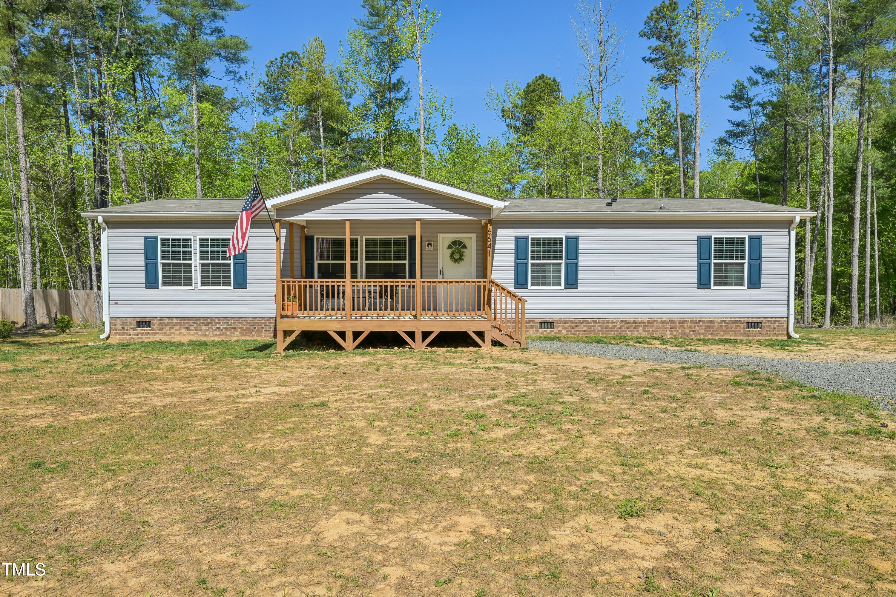 6641 Woodlawn Drive Property Photo 1