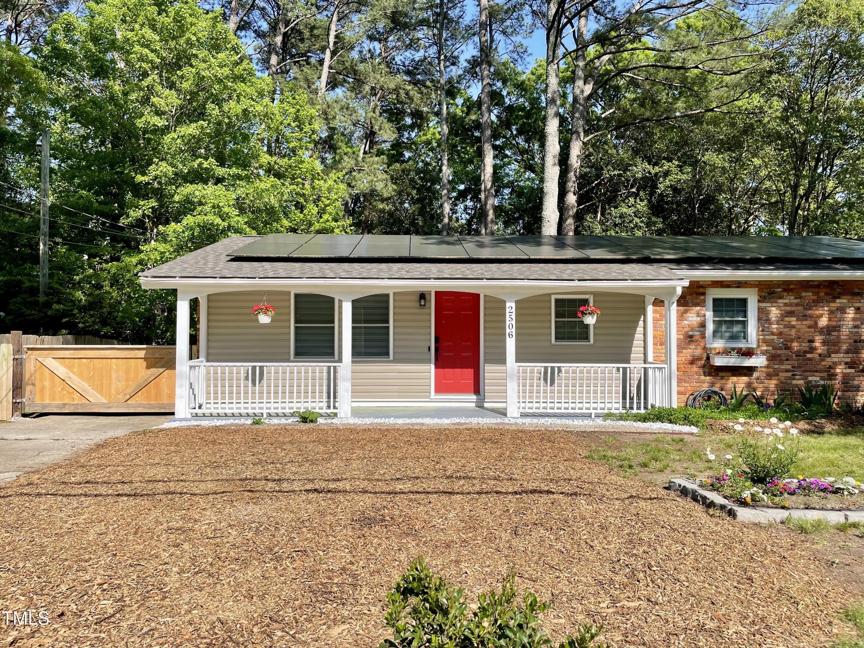 2506 N Duke Street Property Photo