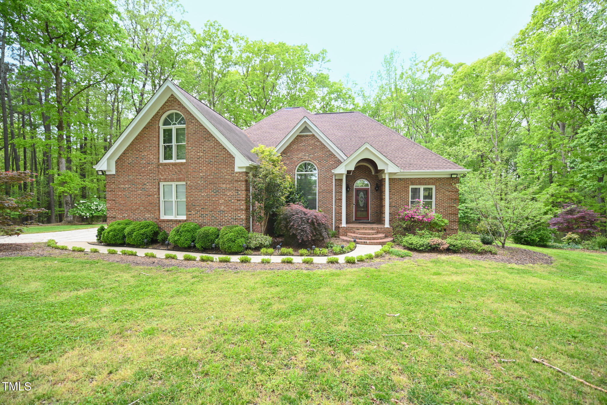 14 Whit Court Property Photo