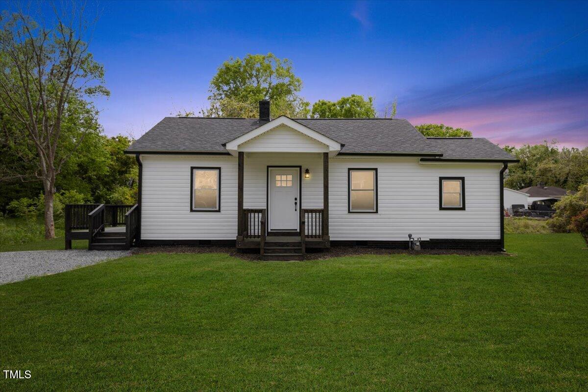 326 W Gilbreath Street Property Photo