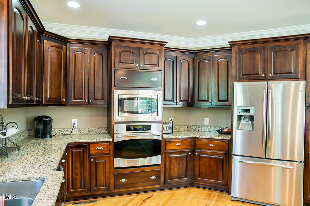 3704 Hesters Store Road Property Photo 8