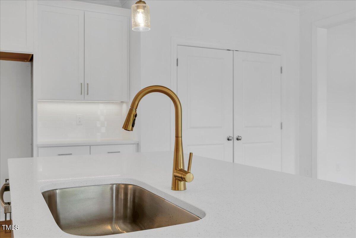 6415 Radio Tower Road Property Photo 9