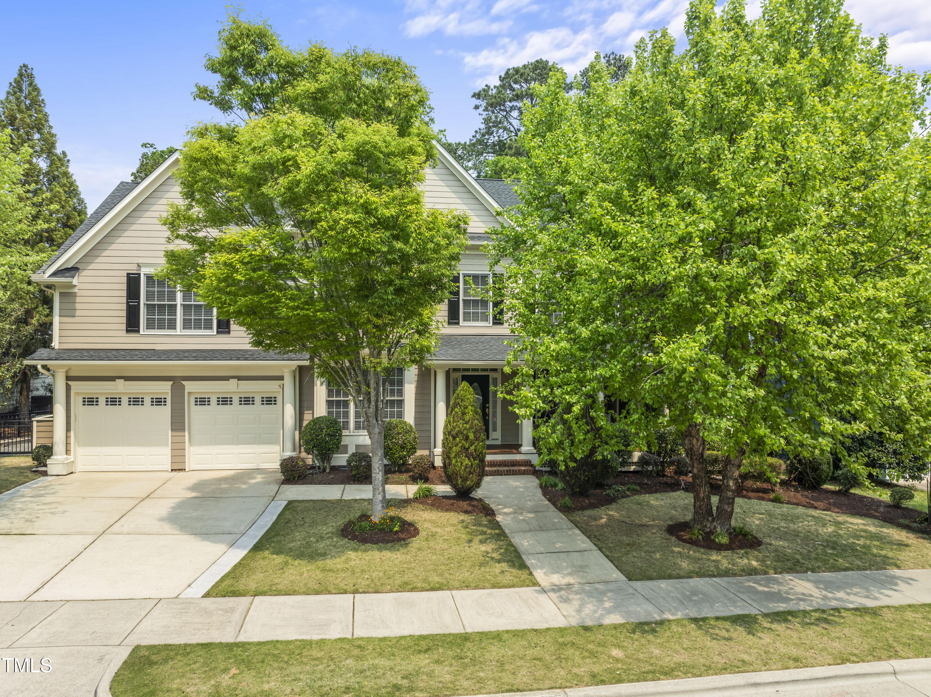 909 Grogans Mill Drive Property Photo