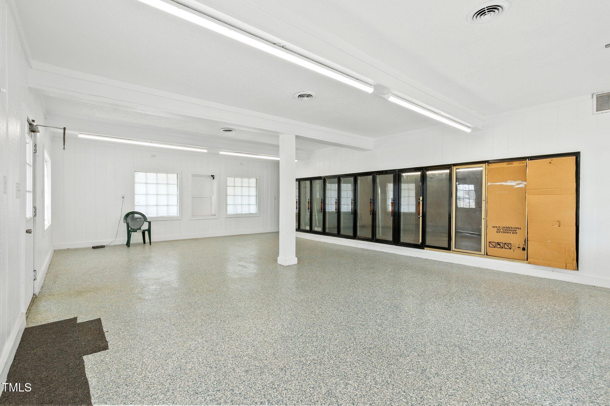 1935 Gillespie Street Property Photo 7