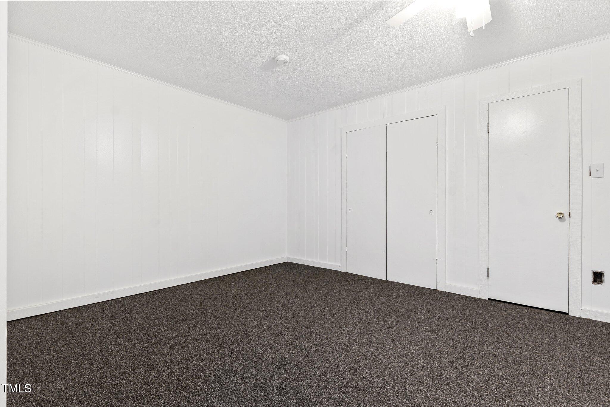 1935 Gillespie Street Property Photo 21