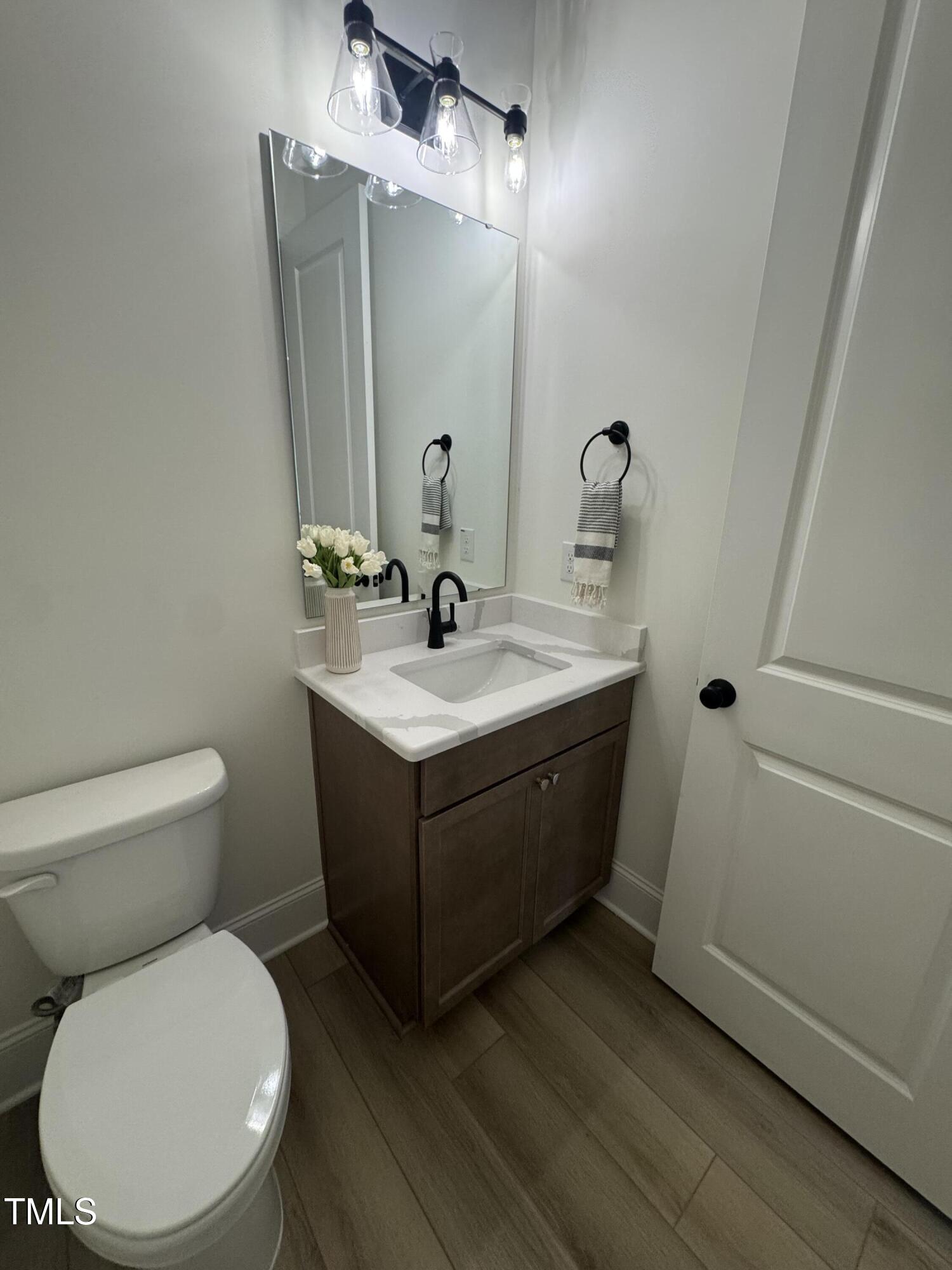 1217 Azalea Garden Circle Property Photo 12