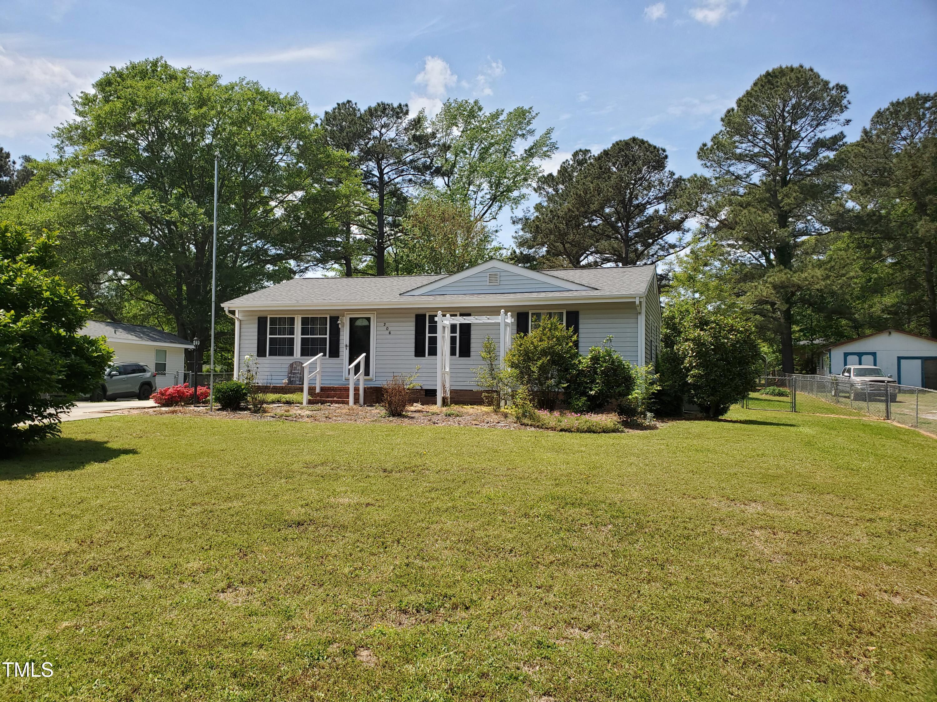 206 Lane Of Tristram Property Photo